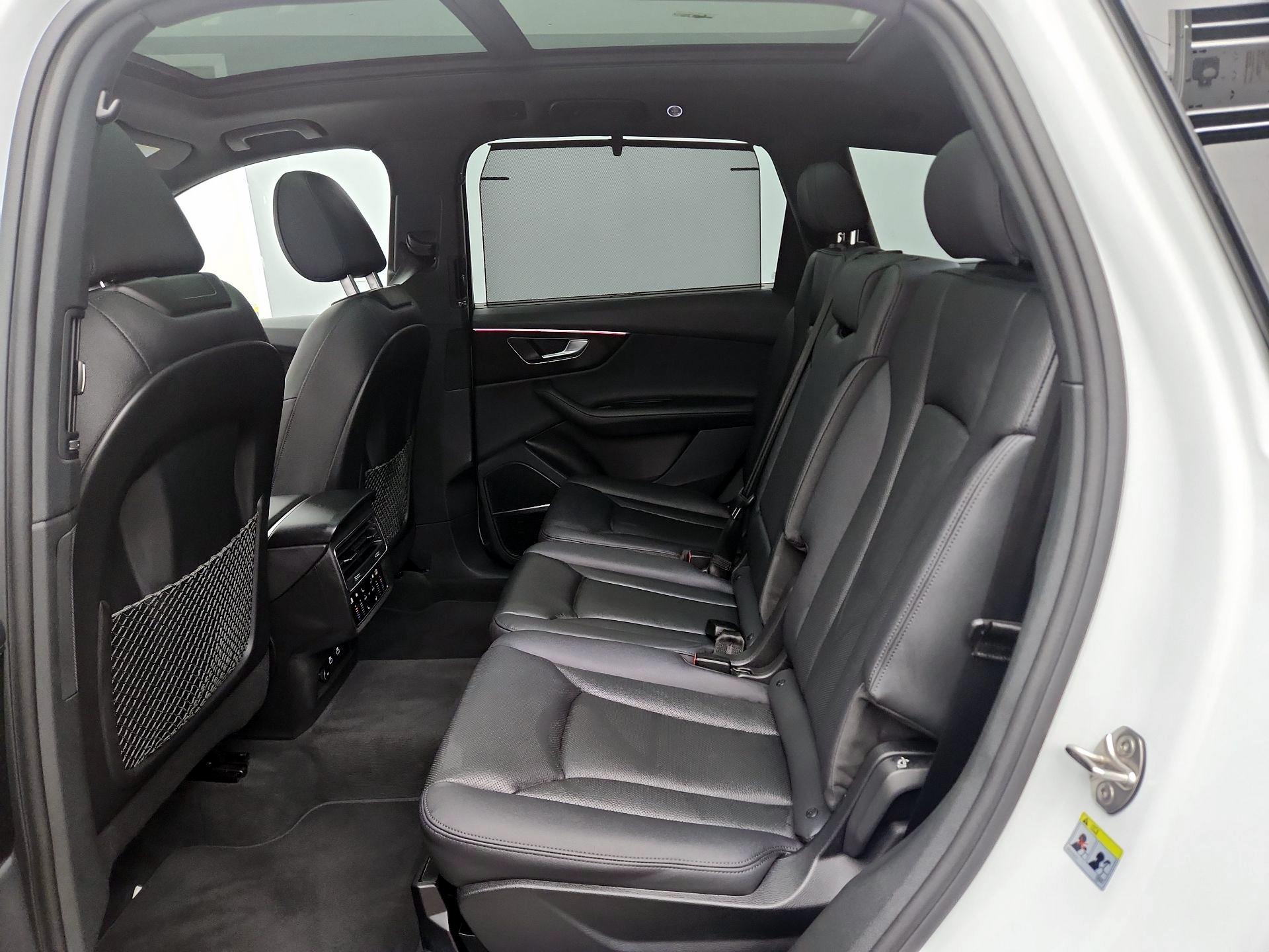 Thumbnail: 2024 Audi Q7 - 20