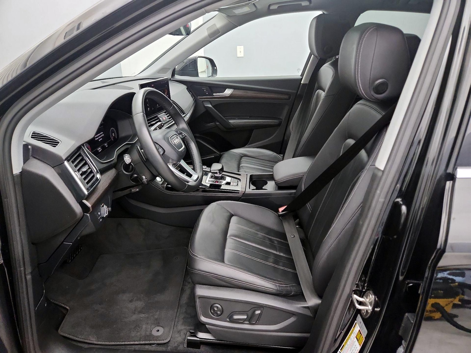 2023 Audi Q5 Premium Plus - Photo 12