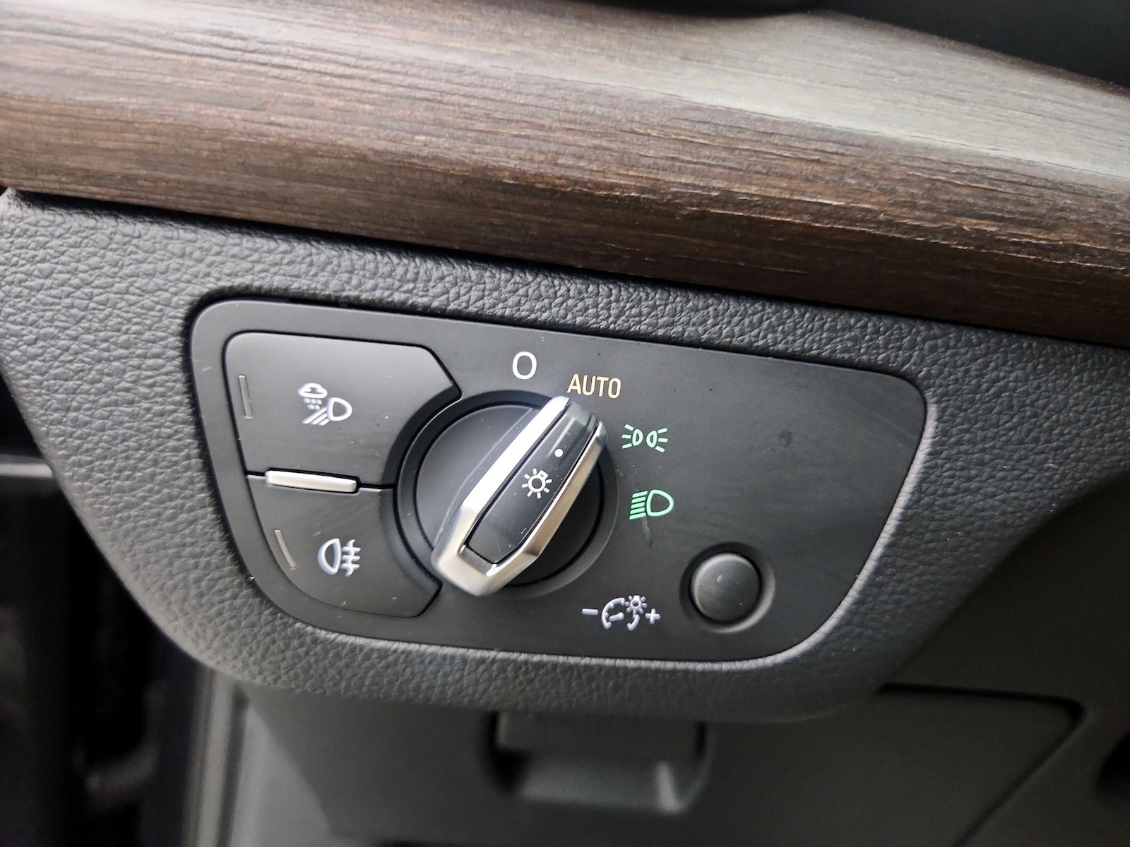 2024 Audi Q5 Premium - Photo 14