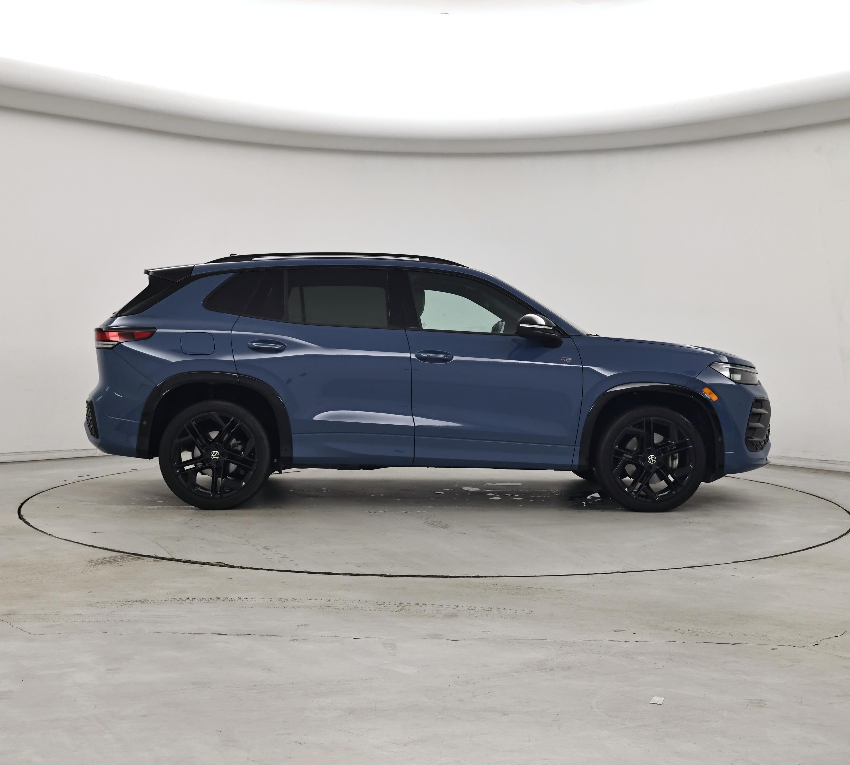 Thumbnail: 2025 Volkswagen Tiguan - 7