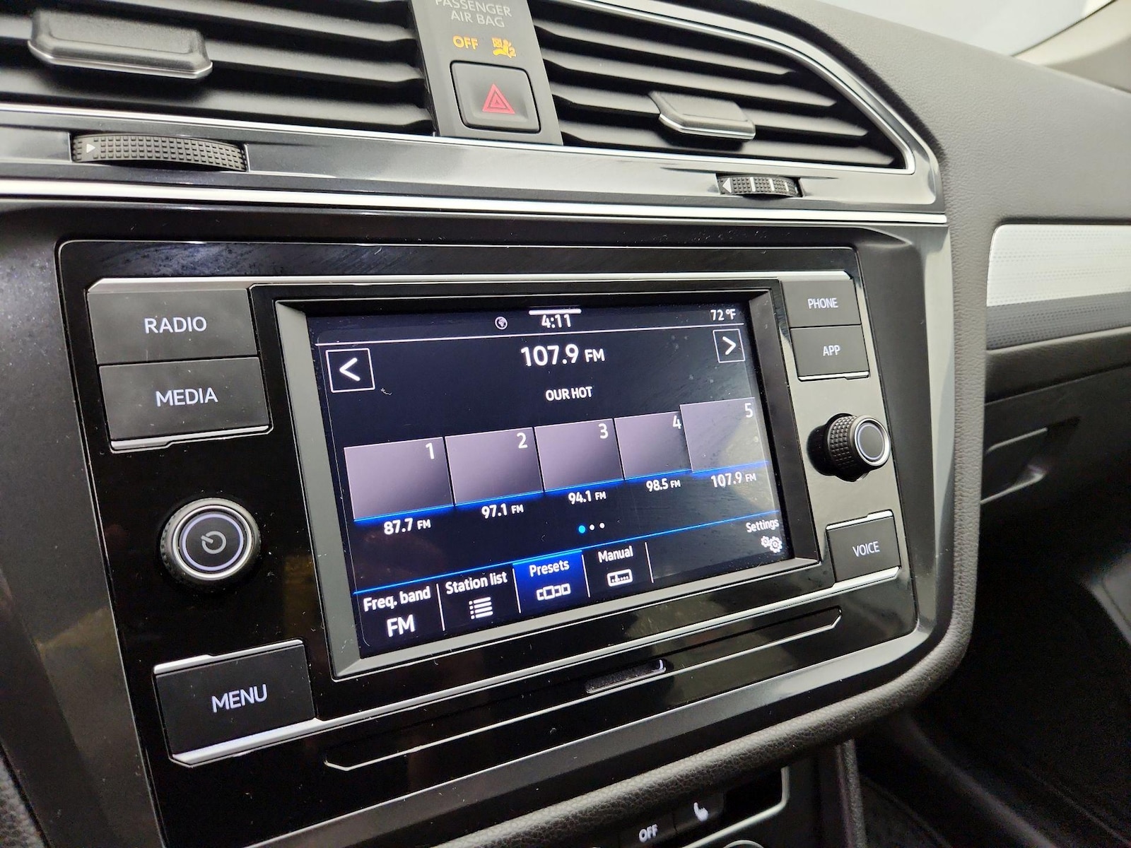 2023 Volkswagen Tiguan S - Photo 16