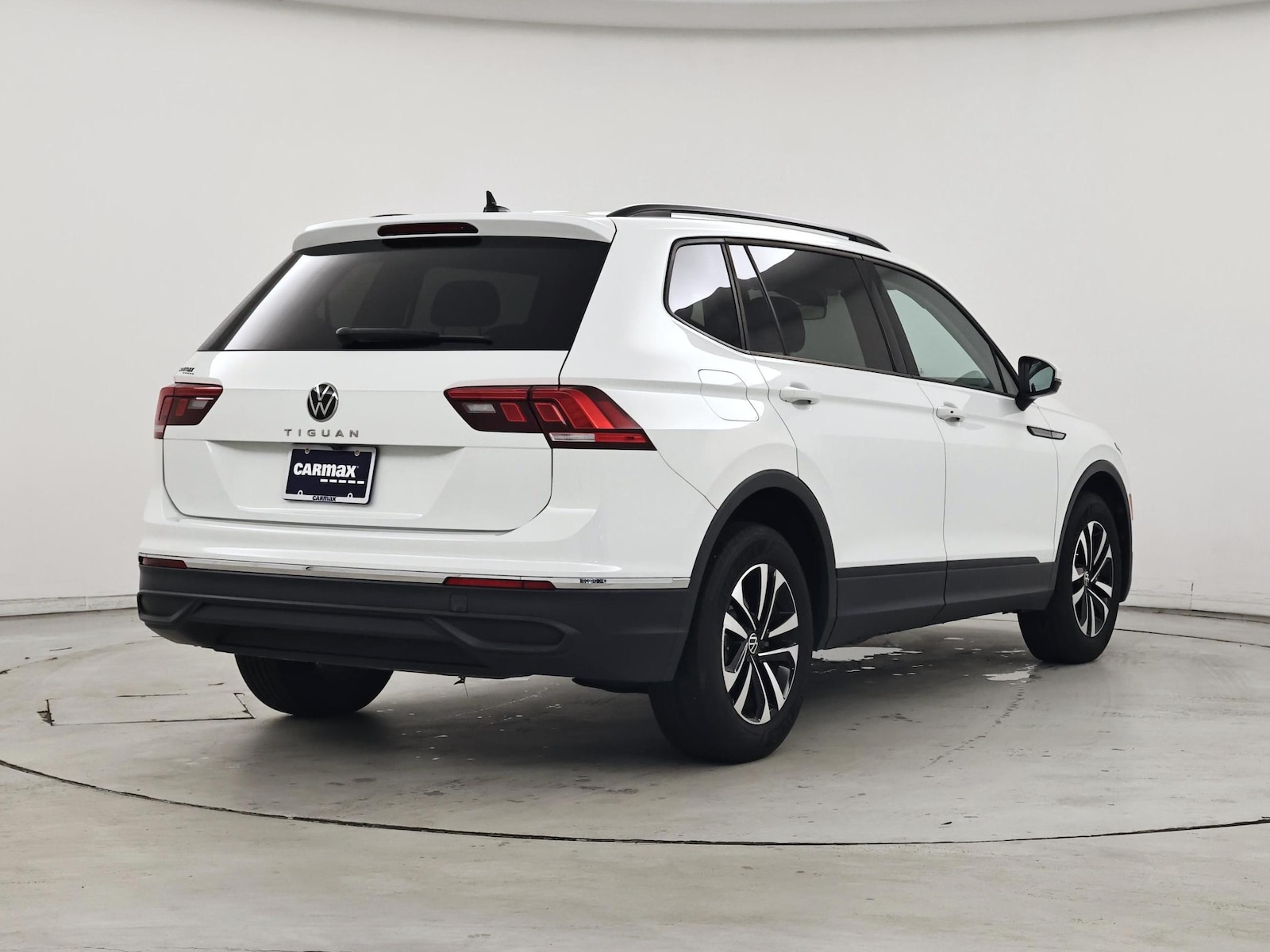 2023 Volkswagen Tiguan S - Photo 9