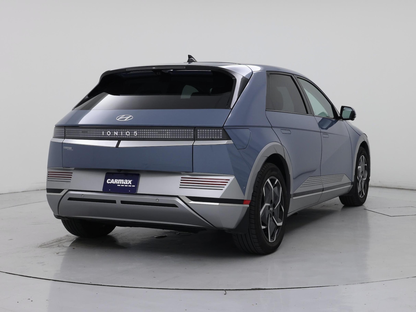 2024 Hyundai IONIQ 5 Limited - Photo 9