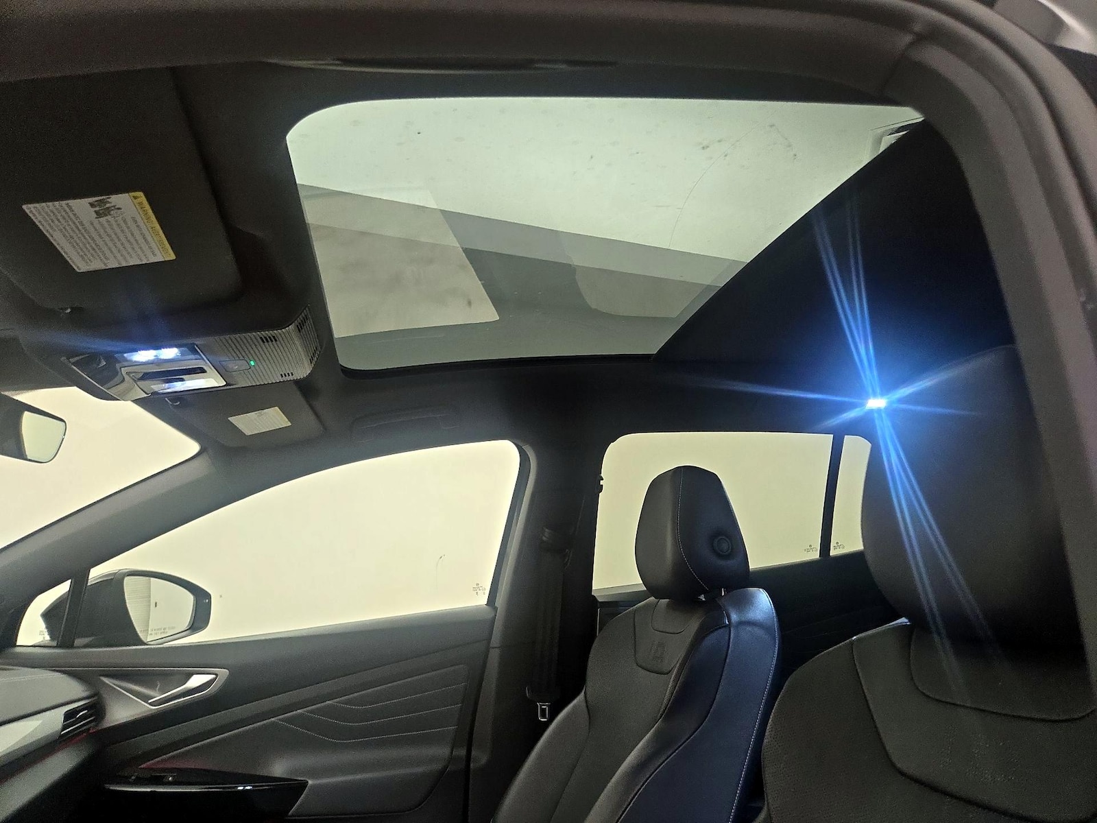 2023 Volkswagen ID.4 PRO S - Photo 21