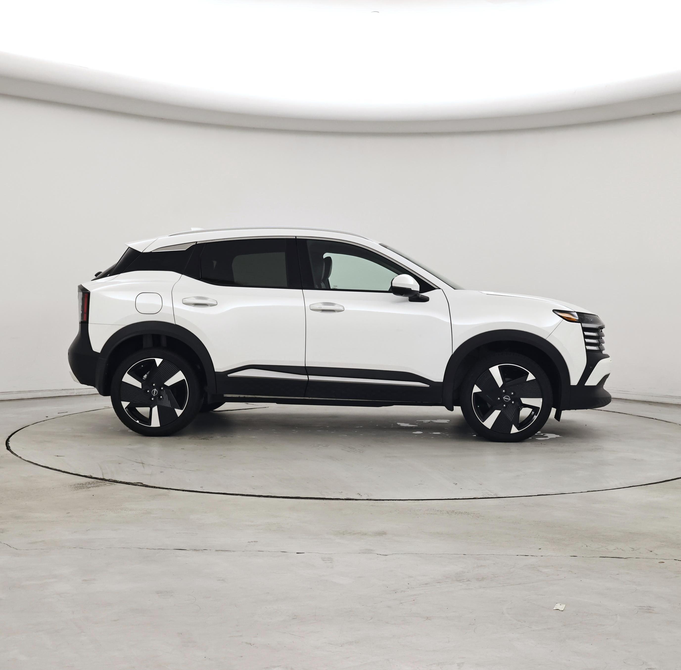 Thumbnail: 2025 Nissan Kicks - 7