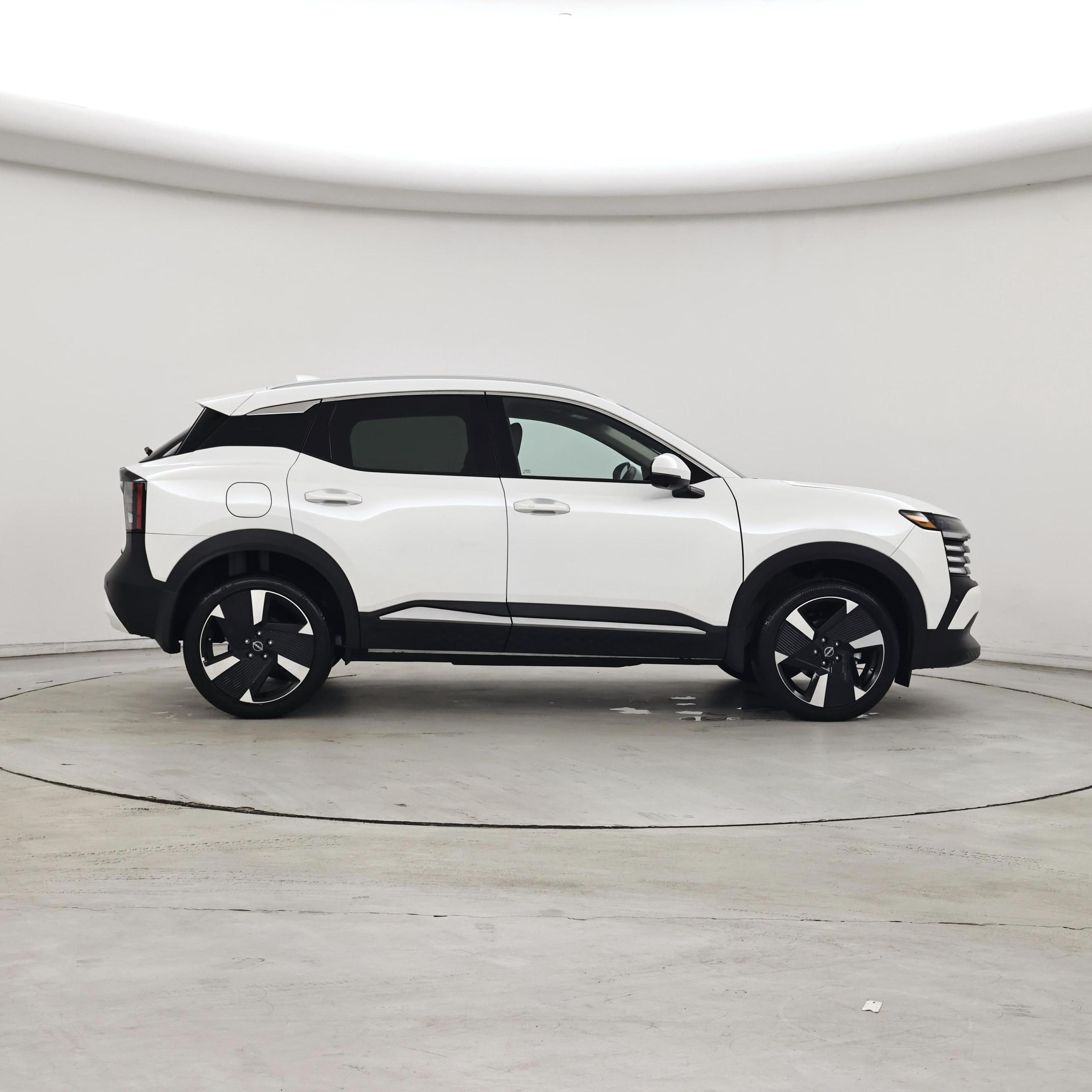 Thumbnail: 2025 Nissan Kicks - 7