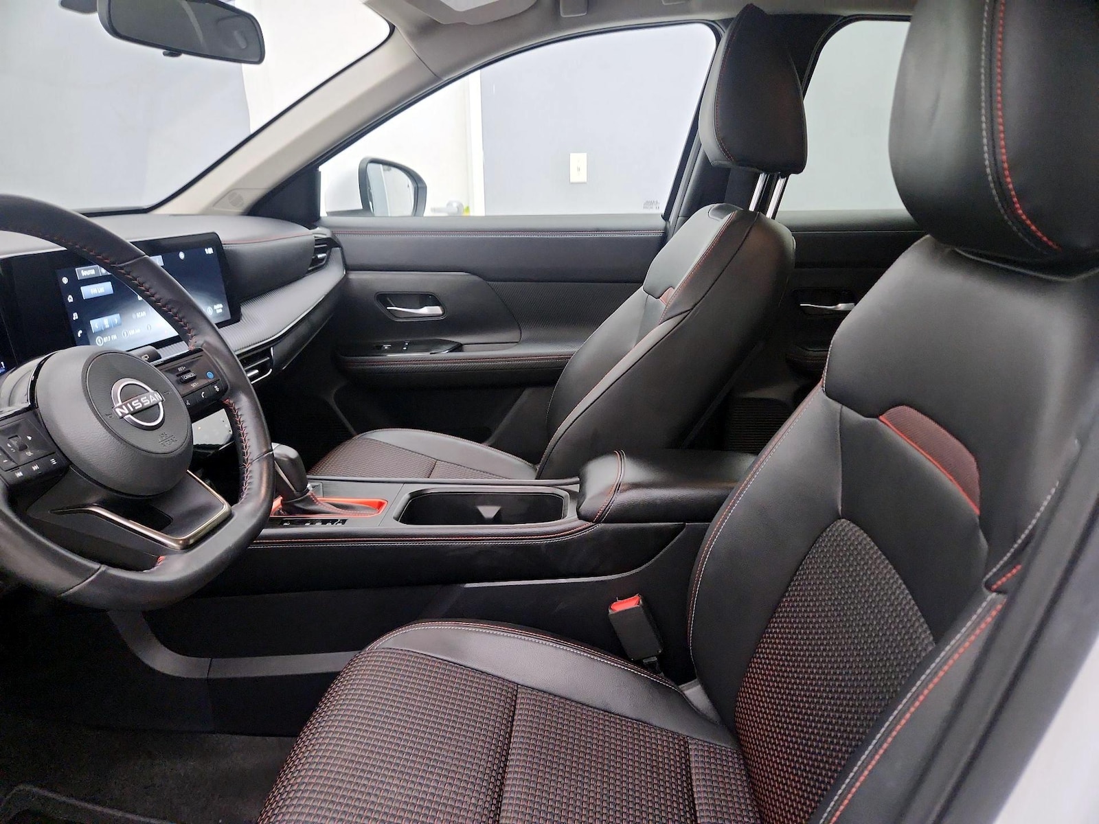 2025 Nissan Kicks SR AWD - Photo 12