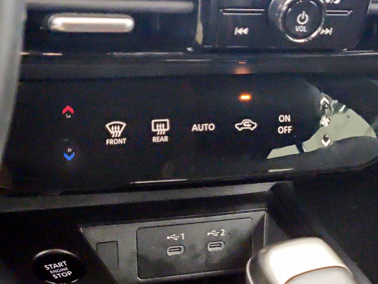 2025 Nissan Kicks SR AWD - Photo 17