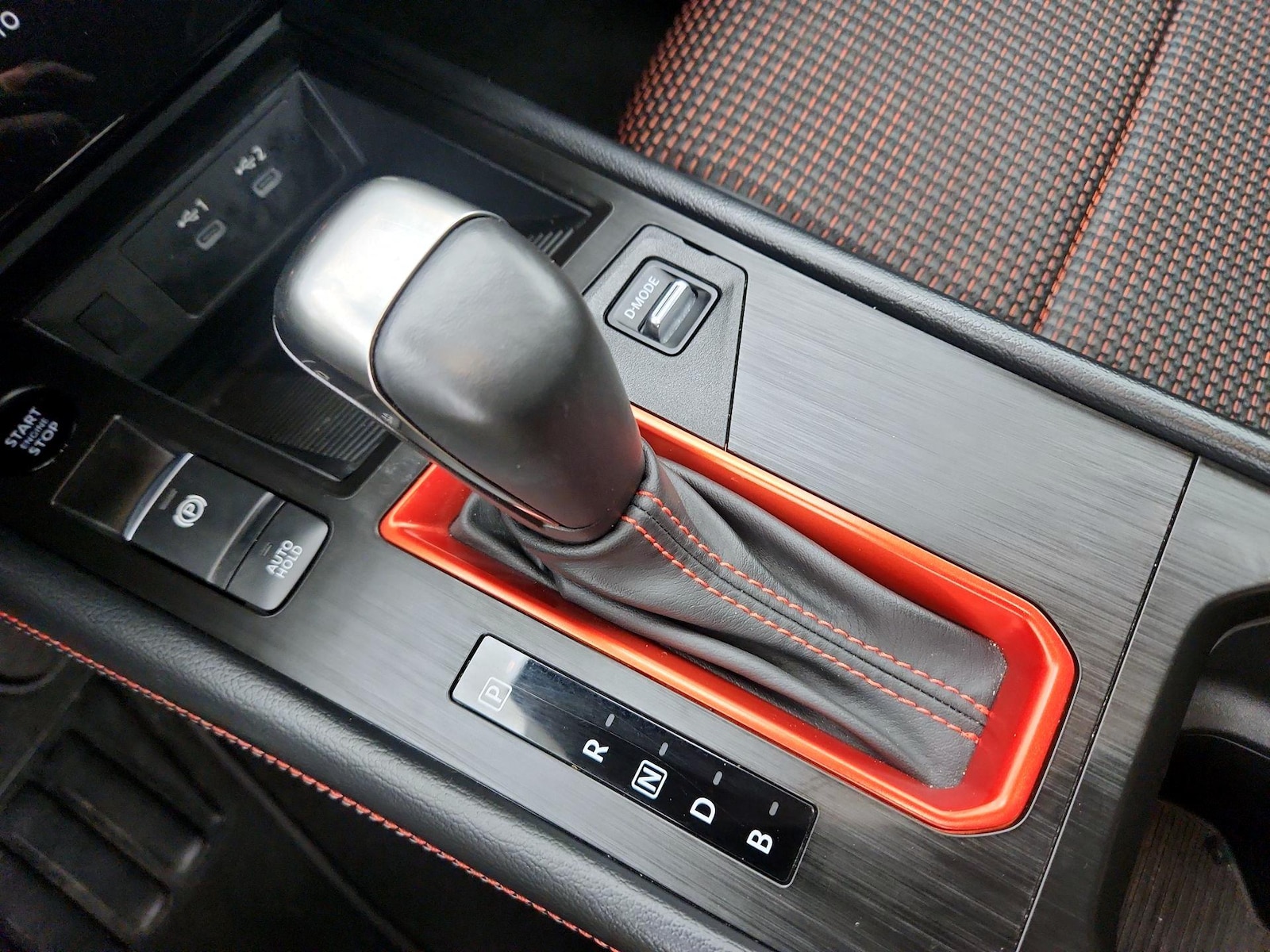 2025 Nissan Kicks SR AWD - Photo 18