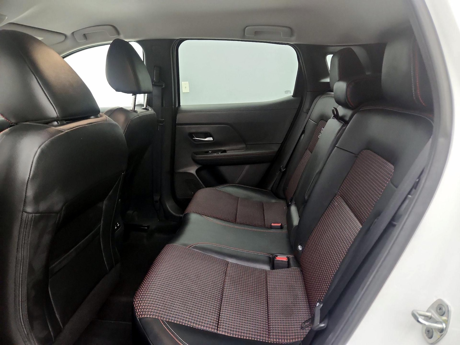 2025 Nissan Kicks SR AWD - Photo 20
