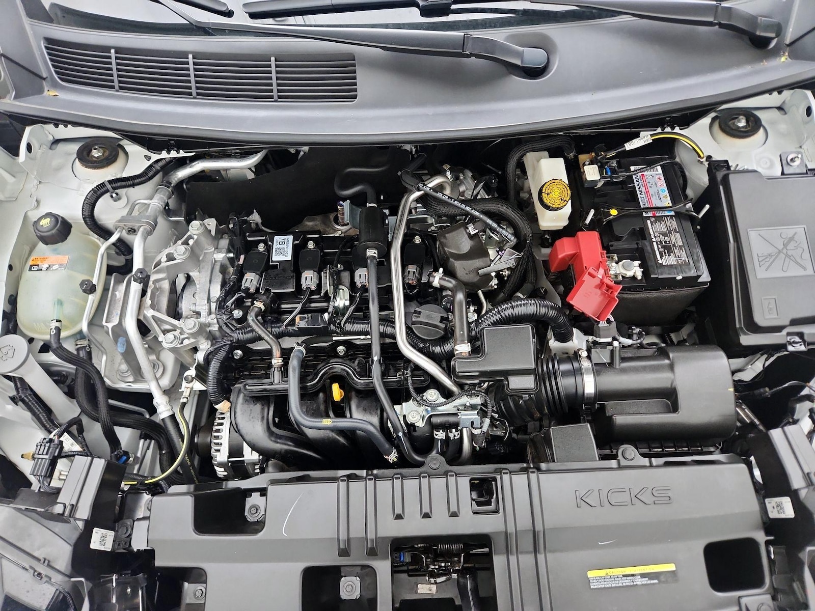 2025 Nissan Kicks SR AWD - Photo 22
