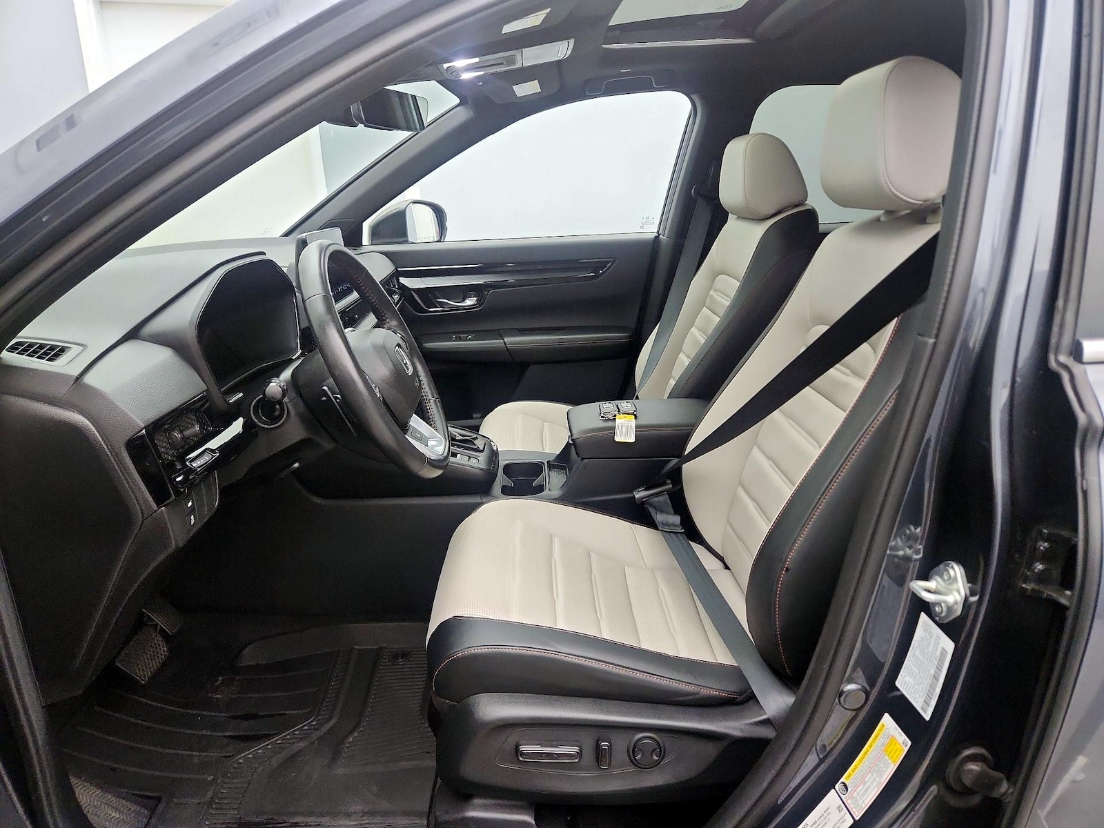 2025 Honda CR-V Sport Touring - Photo 12