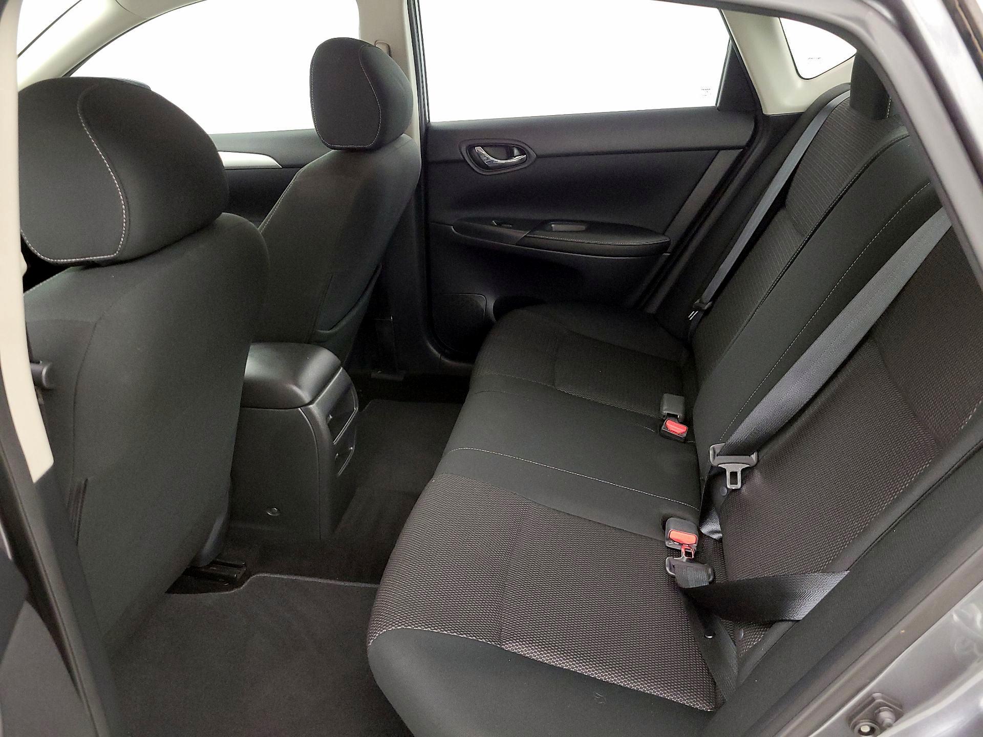 Thumbnail: 2019 Nissan Sentra - 19