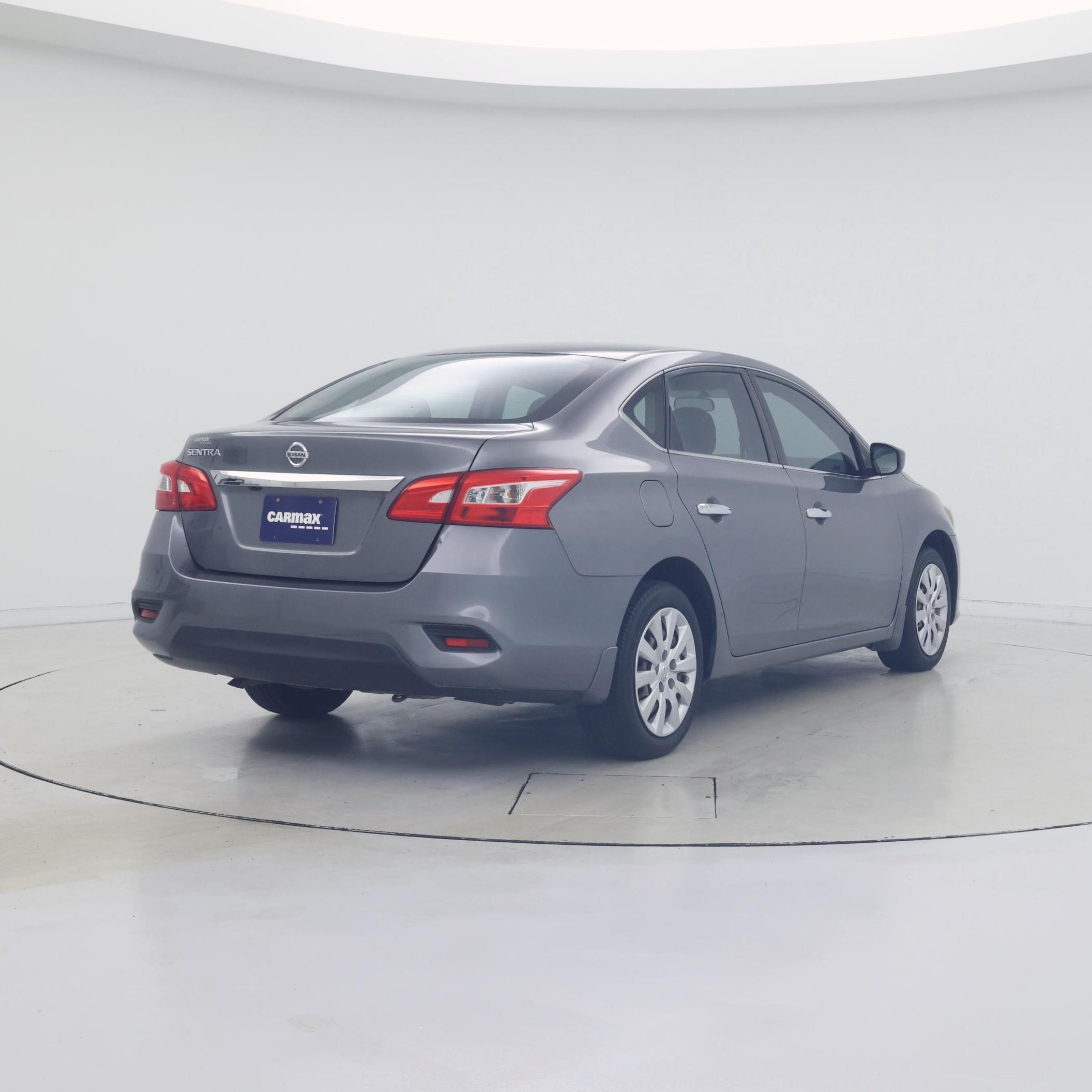 Thumbnail: 2019 Nissan Sentra - 8