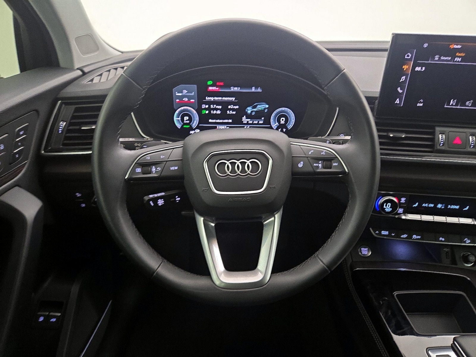 2023 Audi Q5 Premium Plus - Photo 11