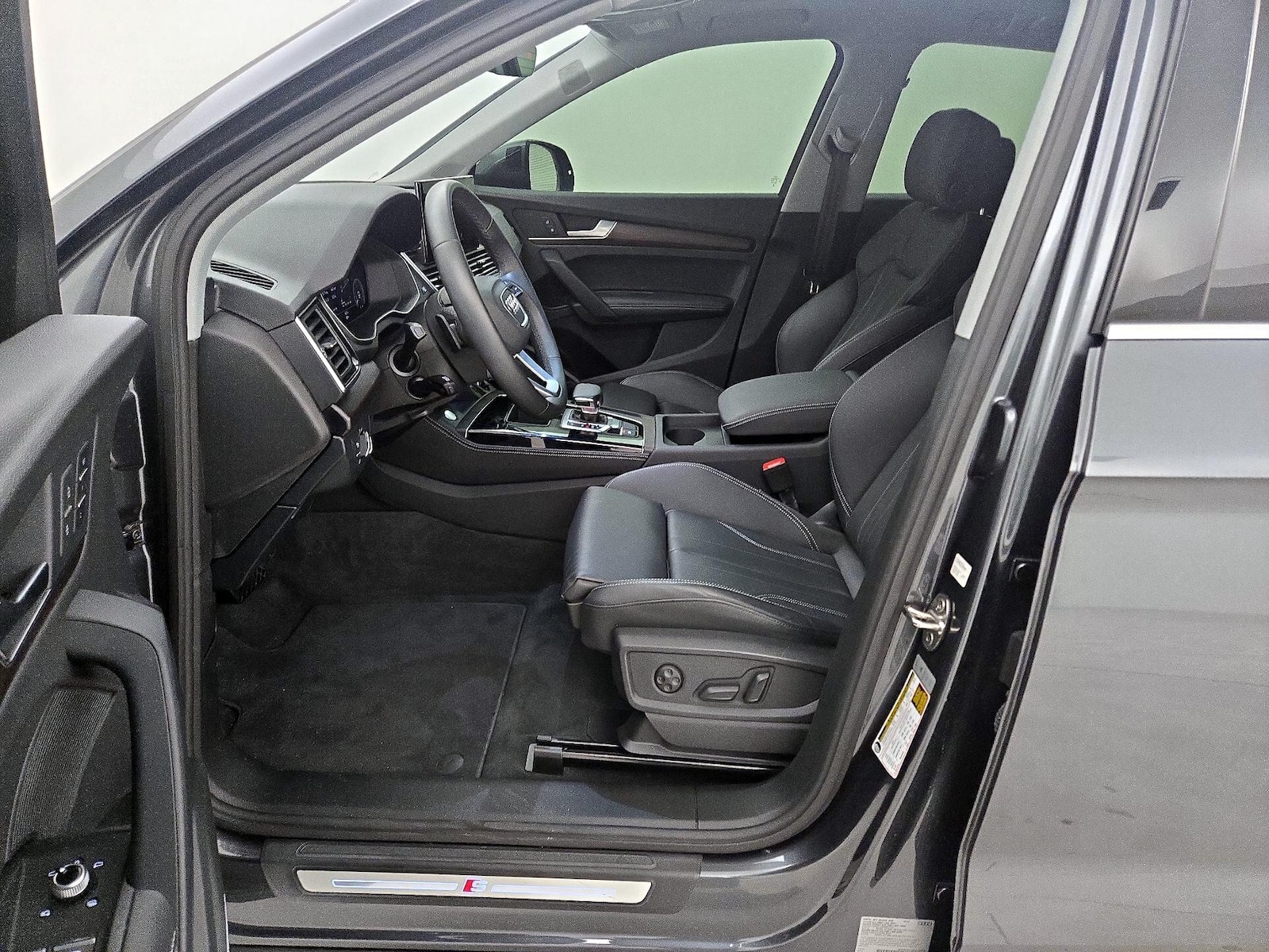 2023 Audi Q5 Premium Plus - Photo 12
