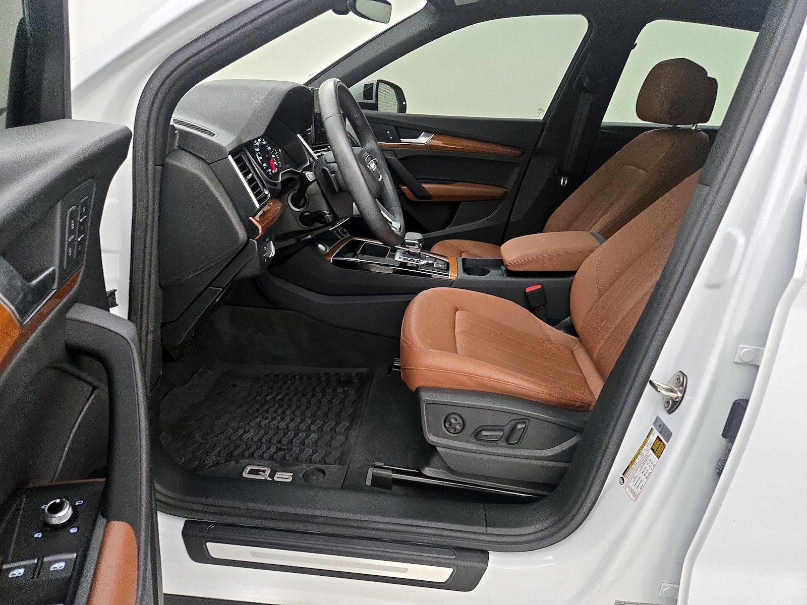2023 Audi Q5 Premium - Photo 12