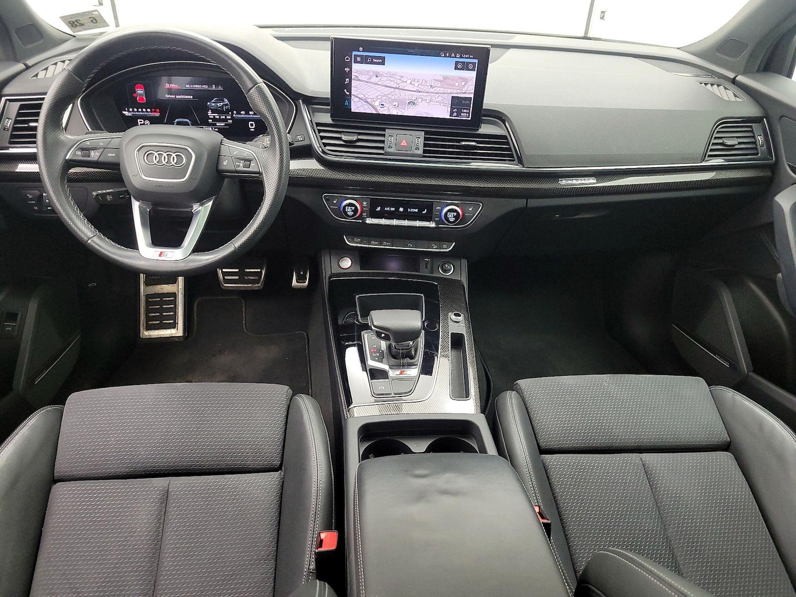 Apple CarPlay® & Android Auto™