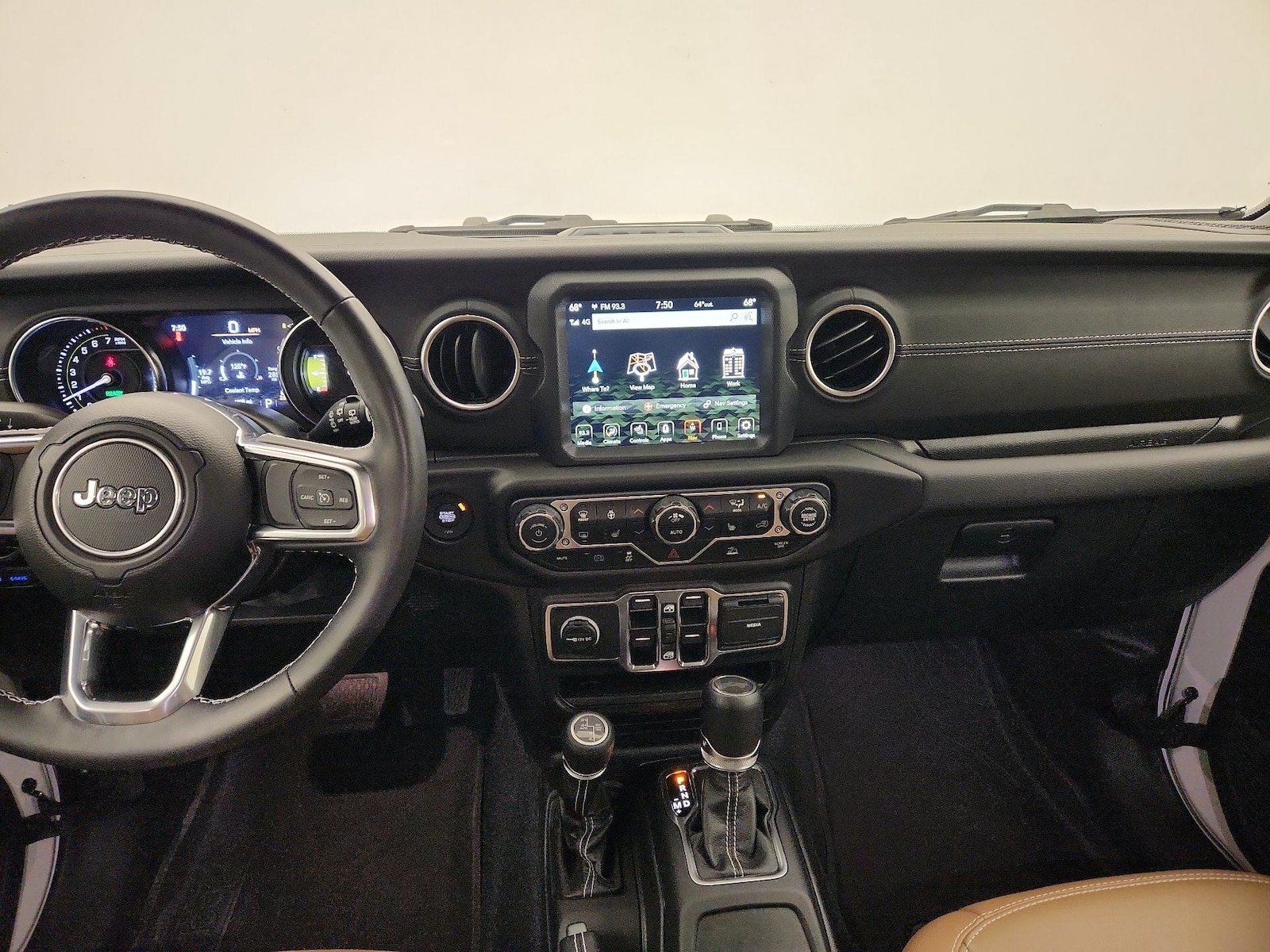 Apple CarPlay® & Android Auto™