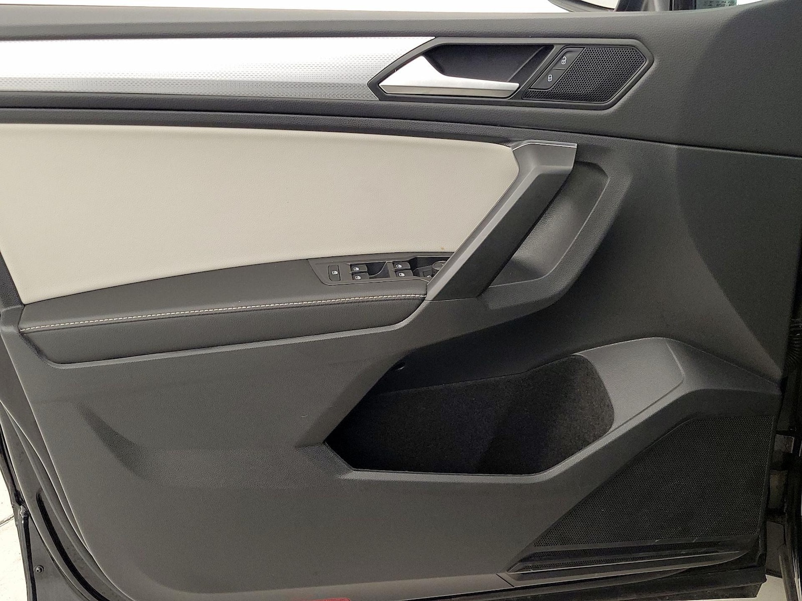 2023 Volkswagen Tiguan S - Photo 13