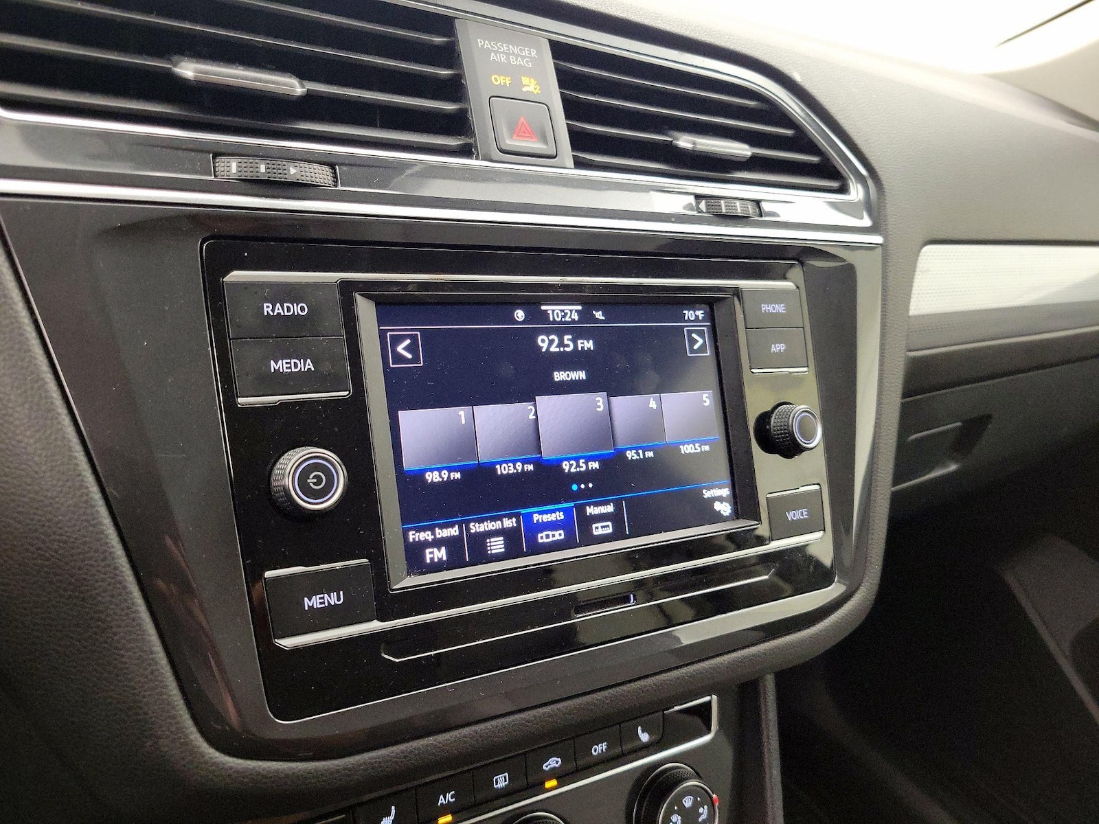 2023 Volkswagen Tiguan S - Photo 16