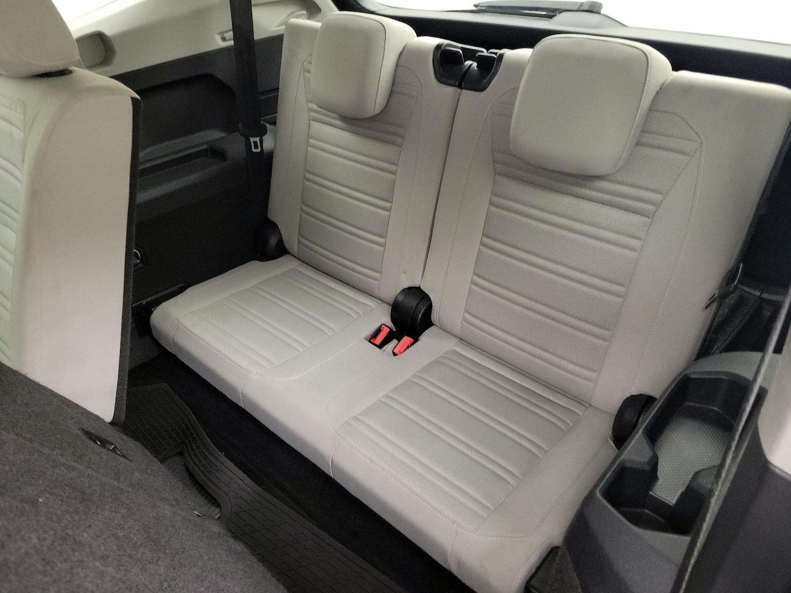 2023 Volkswagen Tiguan S - Photo 21