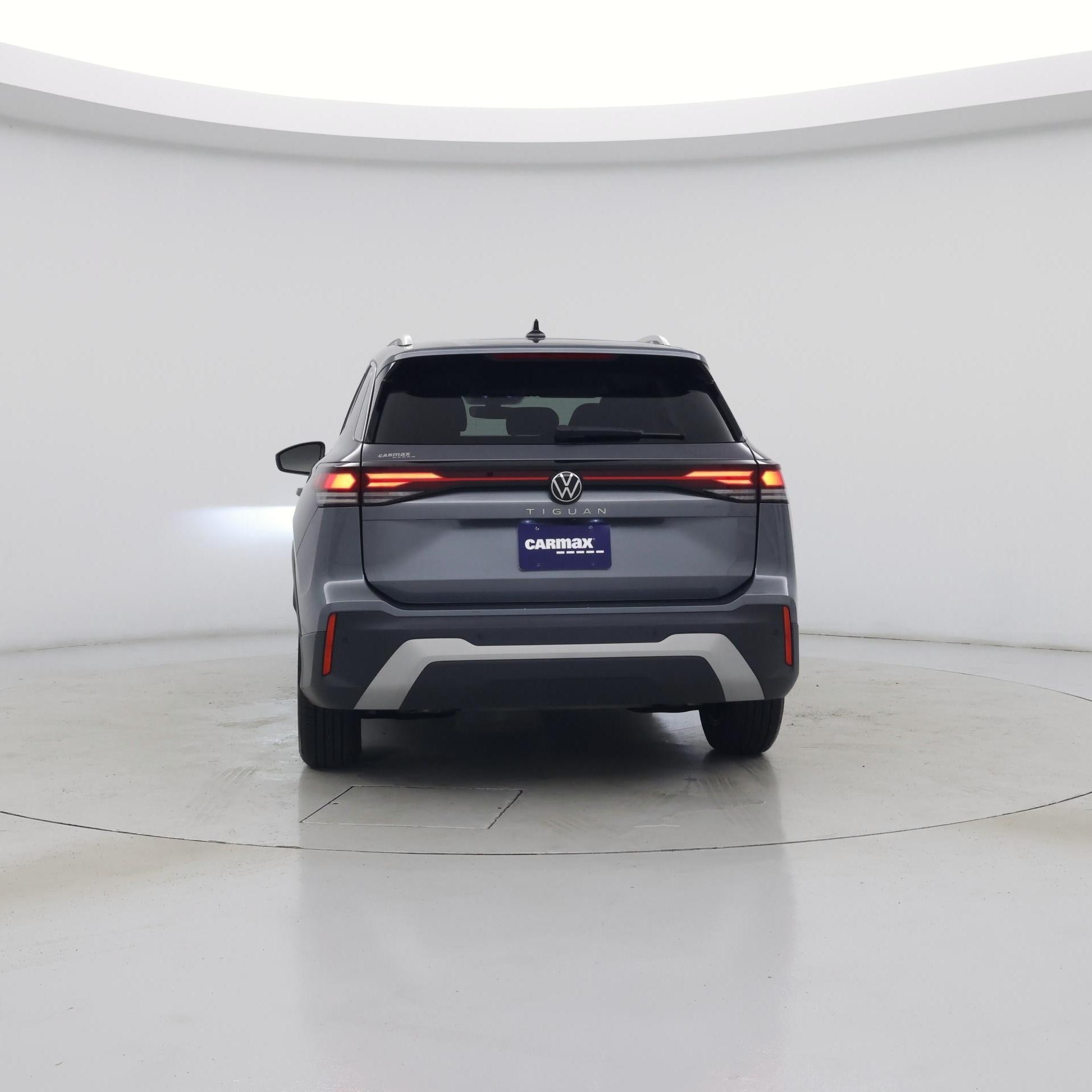 Thumbnail: 2025 Volkswagen Tiguan - 6