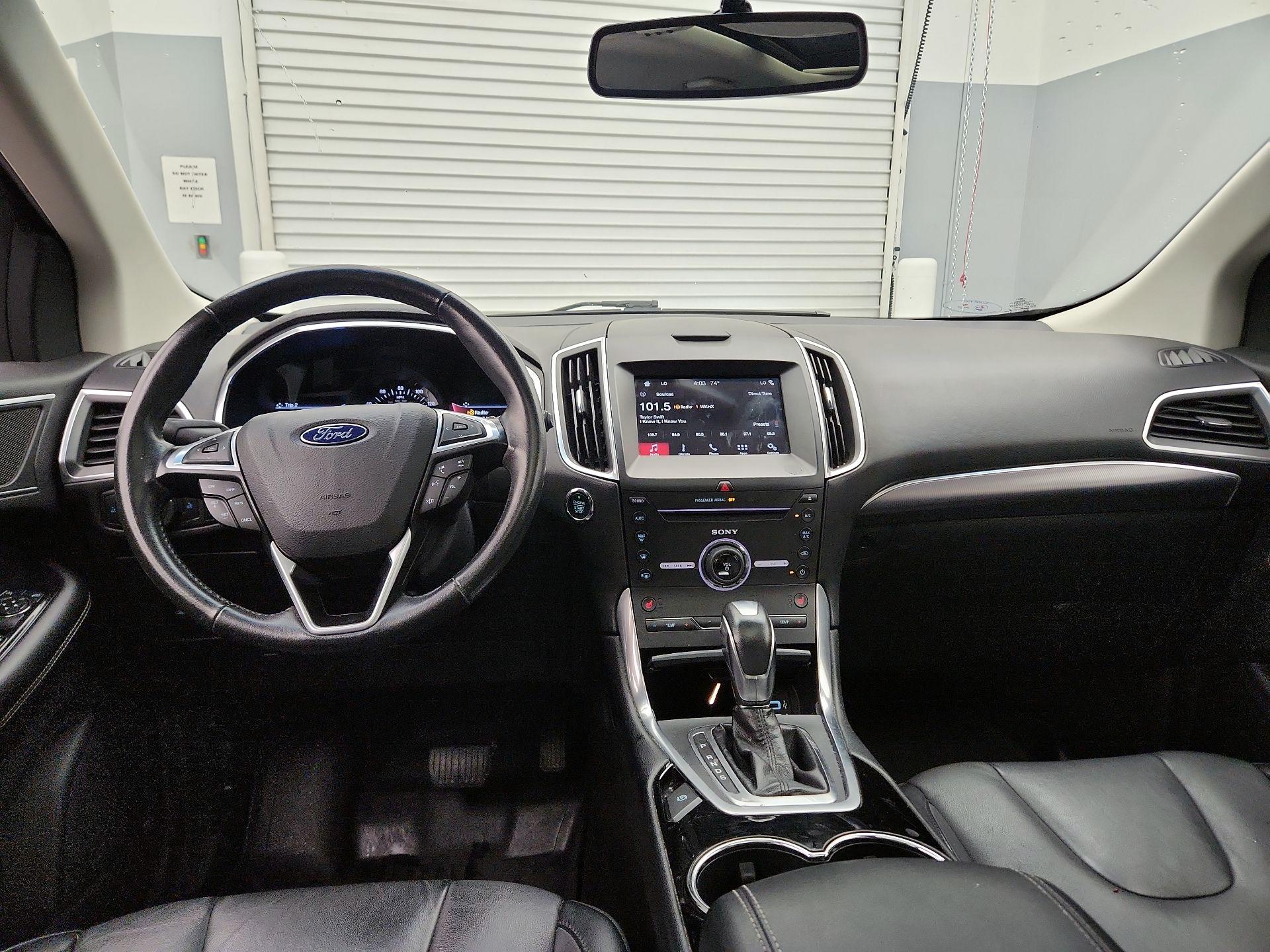 Thumbnail: 2016 Ford Edge - 9
