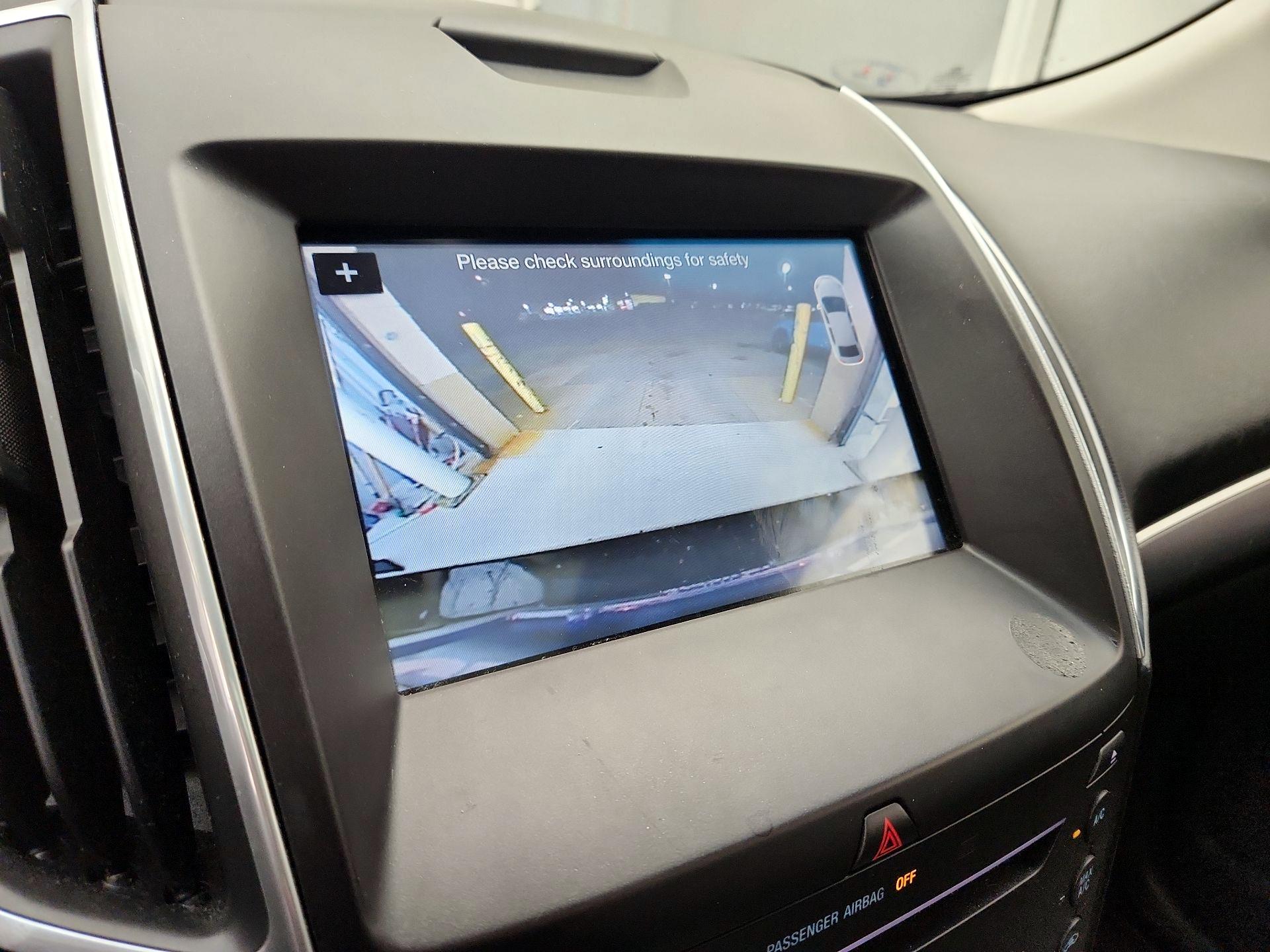 Thumbnail: 2016 Ford Edge - 14