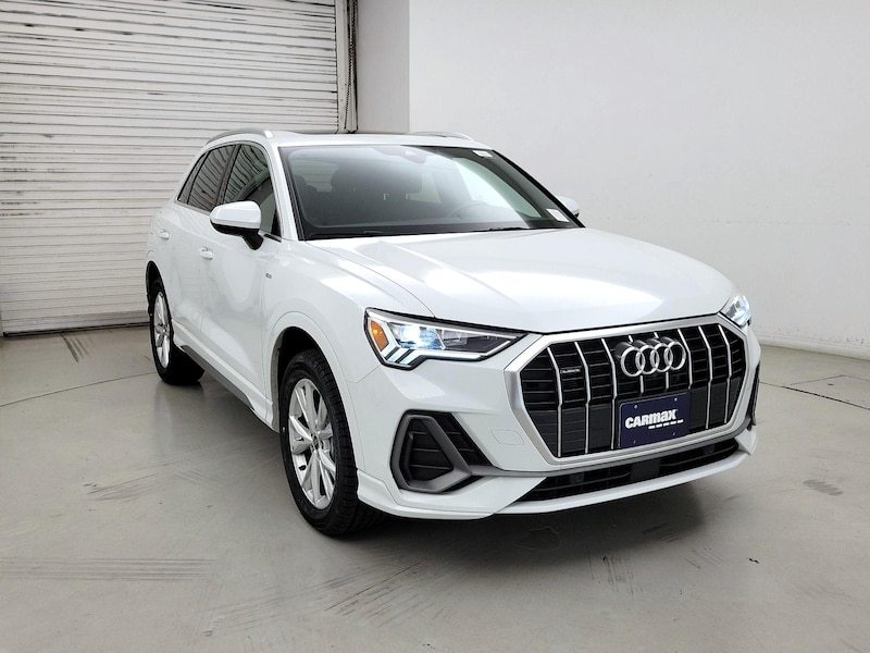 2023 Audi Q3 Premium