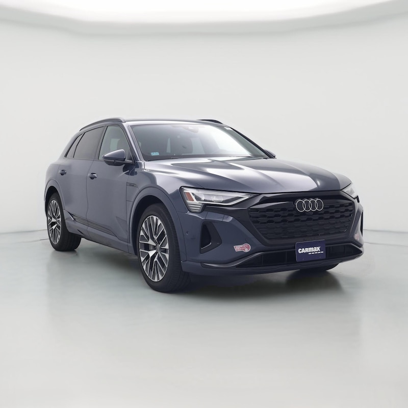 2024 Audi Q8 e-tron Premium Plus