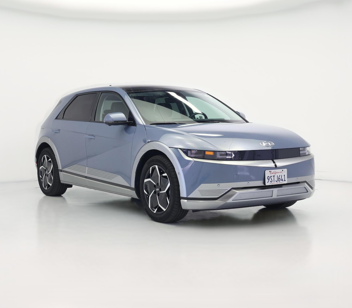 Featured vehicle