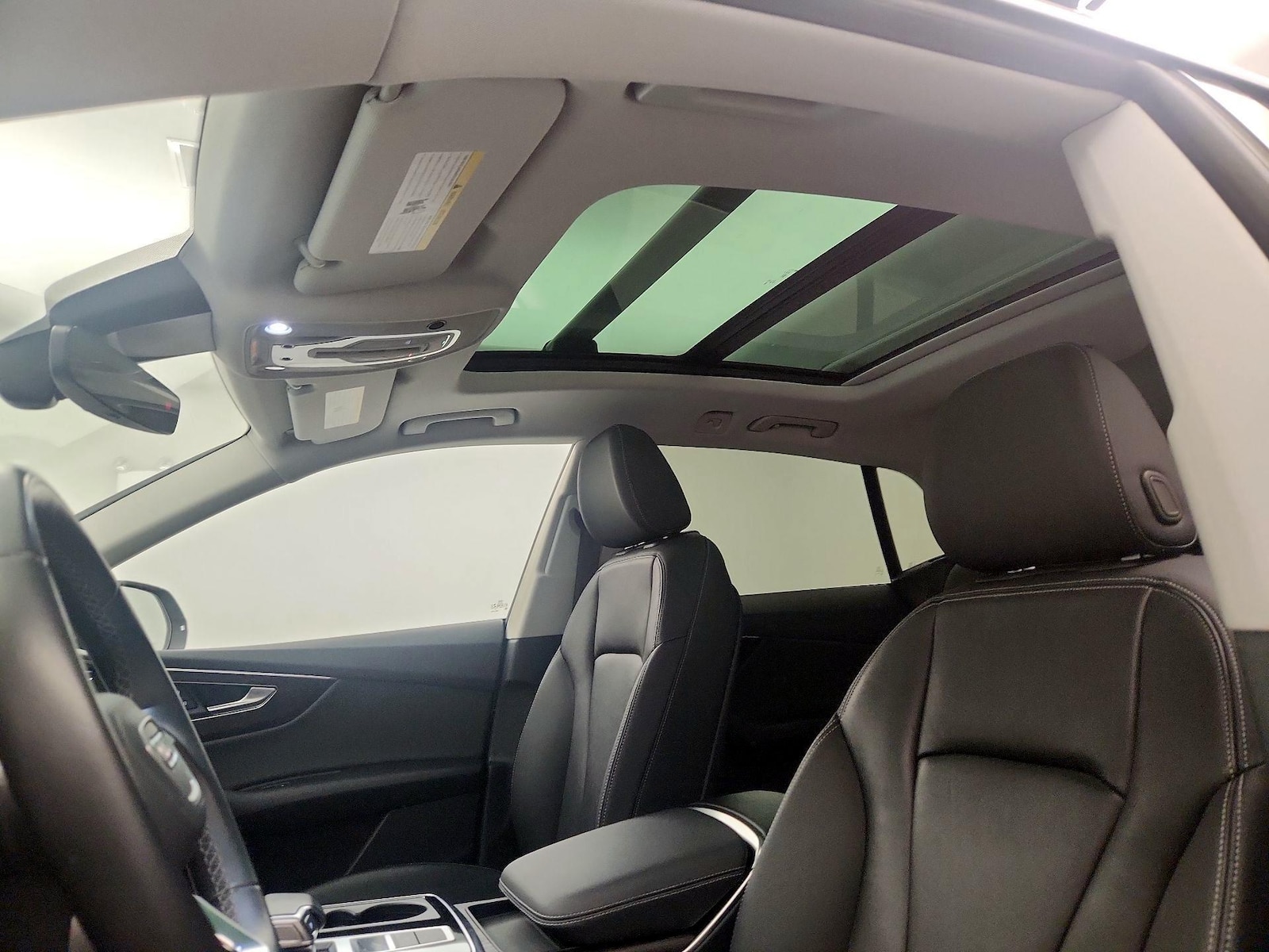 2023 Audi Q8 Premium - Photo 20