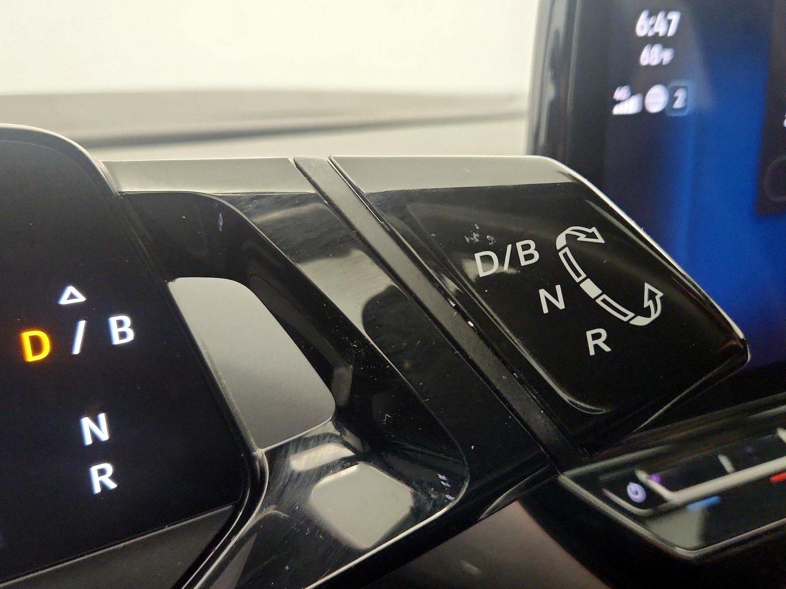 2023 Volkswagen ID.4 PRO S - Photo 18