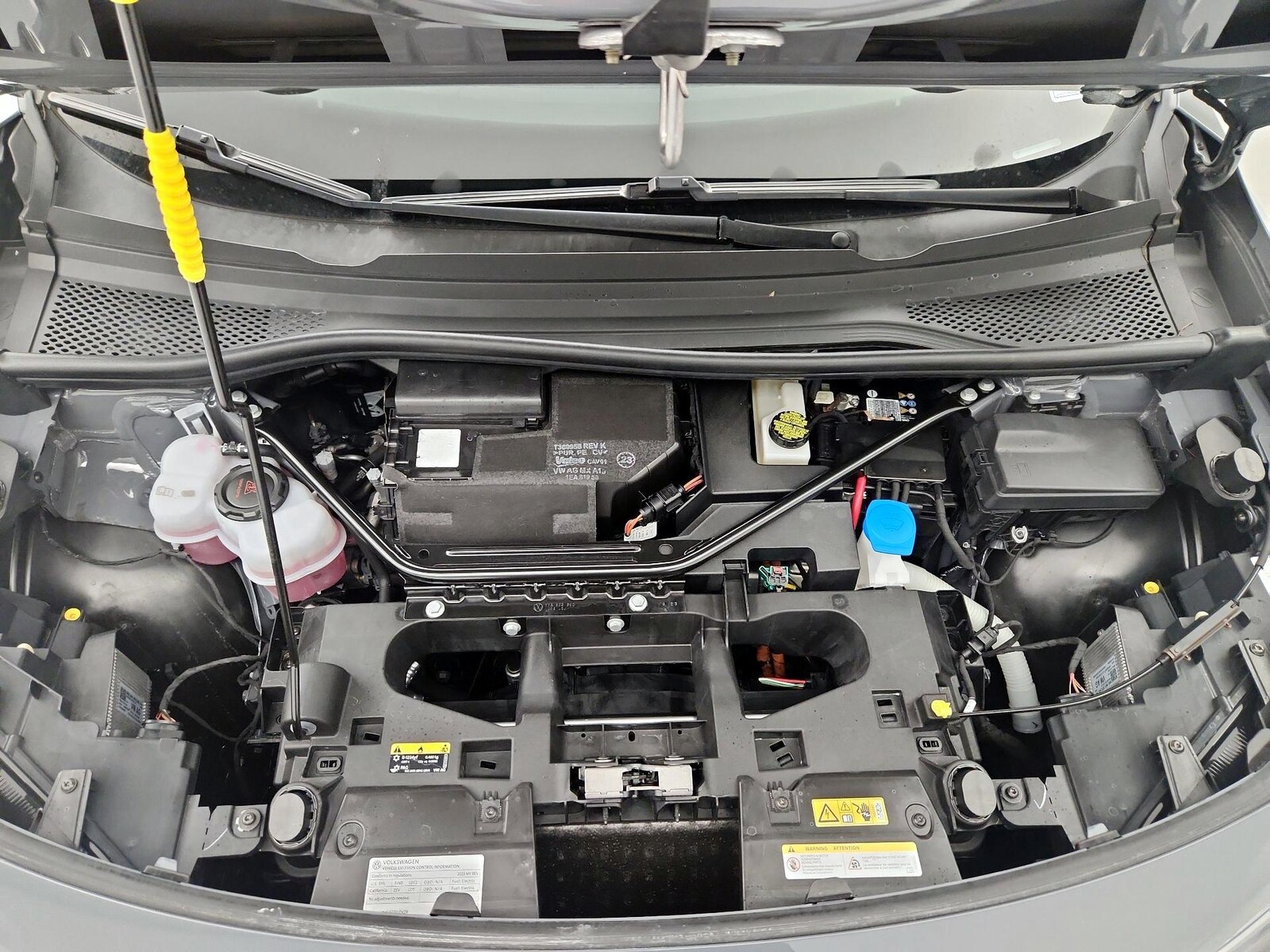 2023 Volkswagen ID.4 PRO S - Photo 23