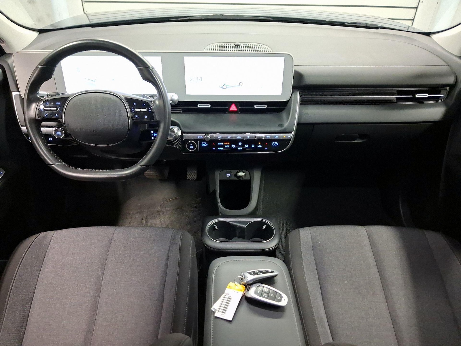2024 Hyundai IONIQ 5 SE - Photo 10