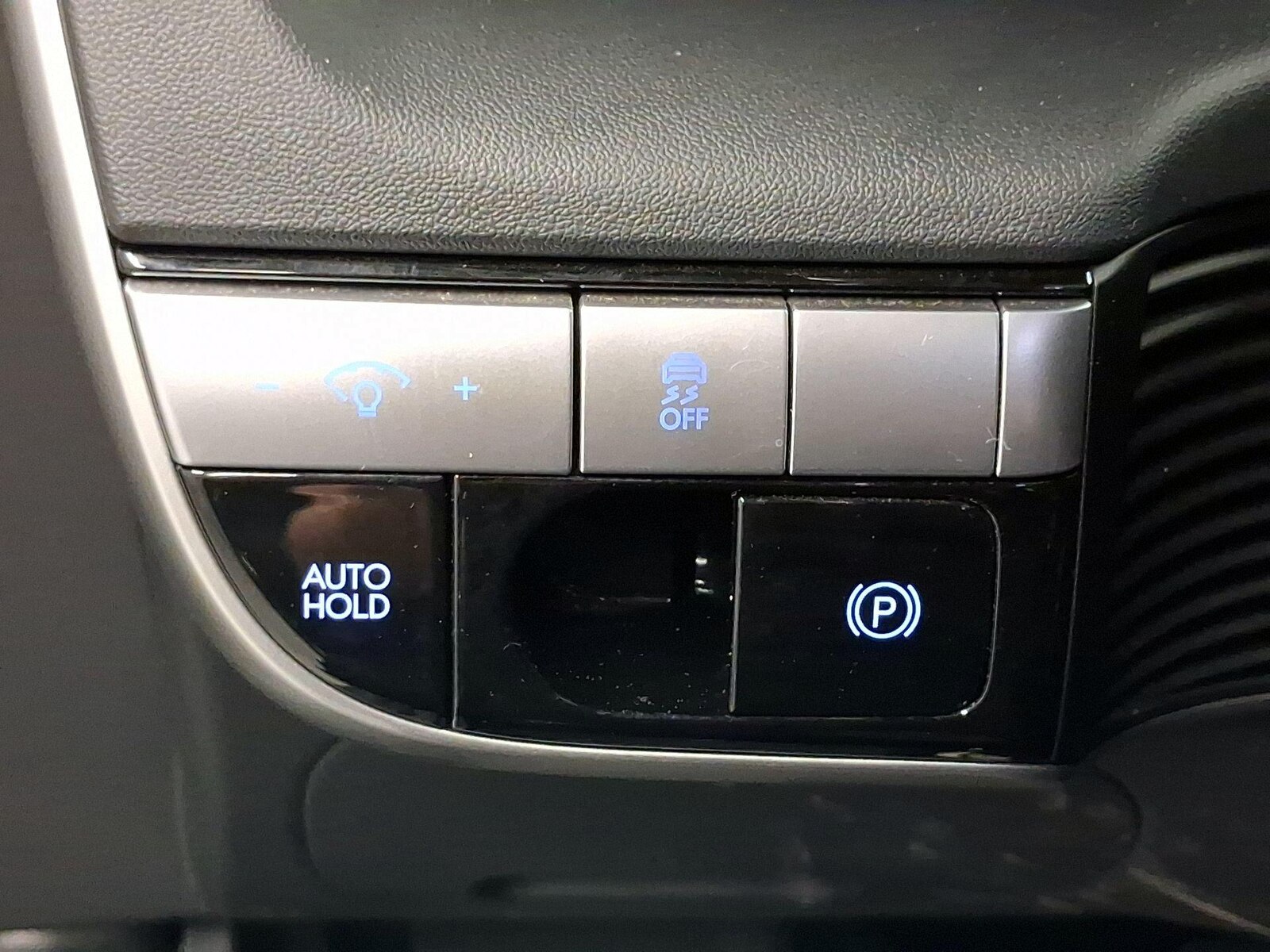 2024 Hyundai IONIQ 5 SE - Photo 14
