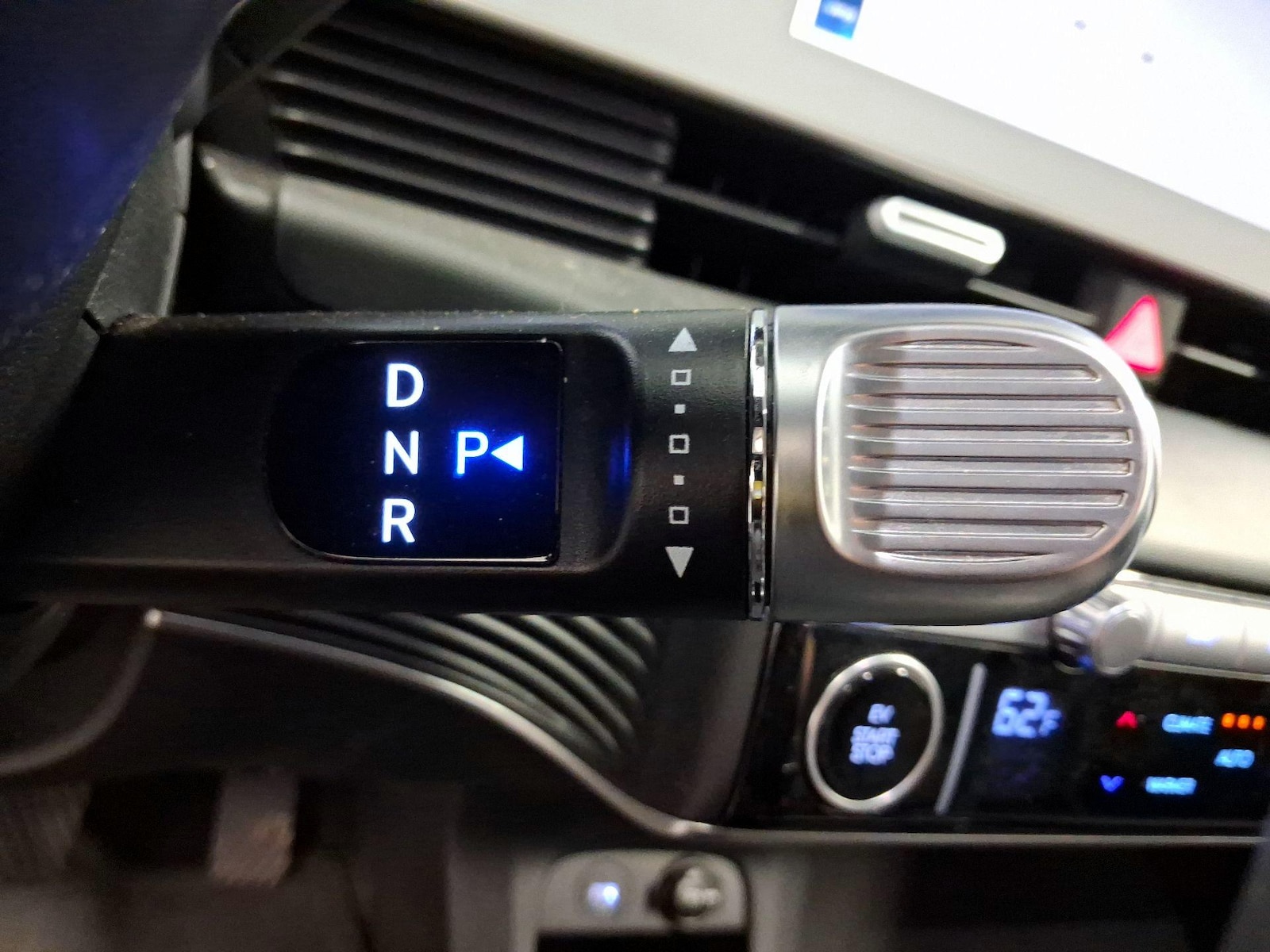2024 Hyundai IONIQ 5 SE - Photo 19