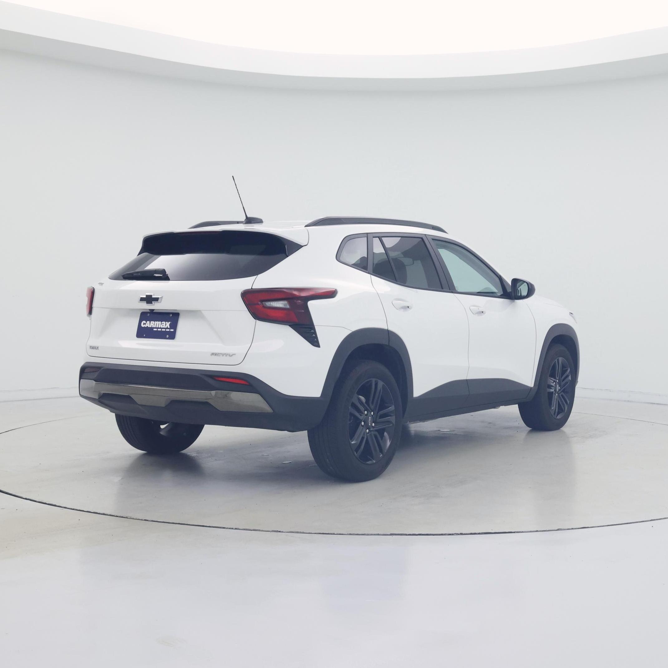 Thumbnail: 2025 Chevrolet Trax - 8