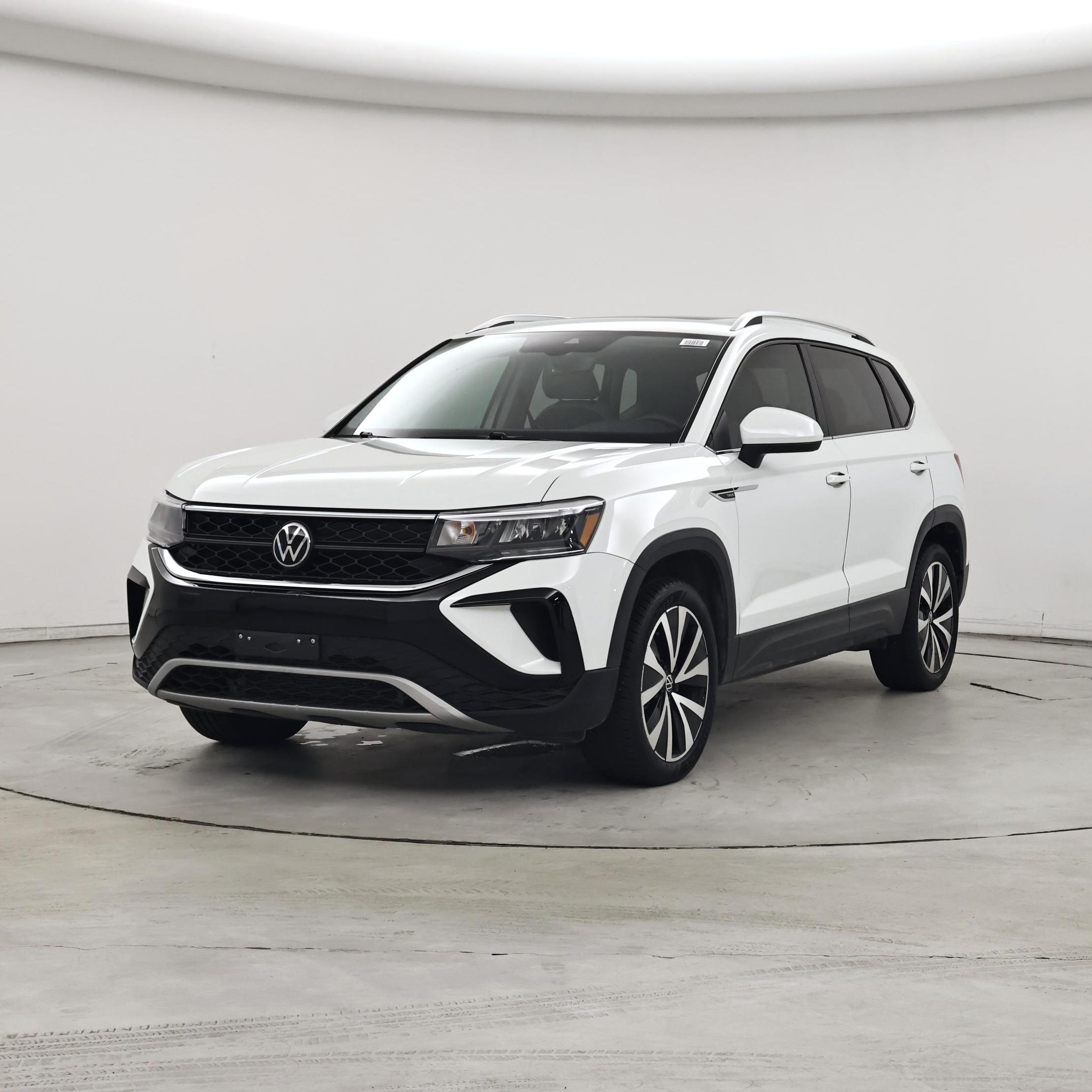Thumbnail: 2023 Volkswagen Taos - 4
