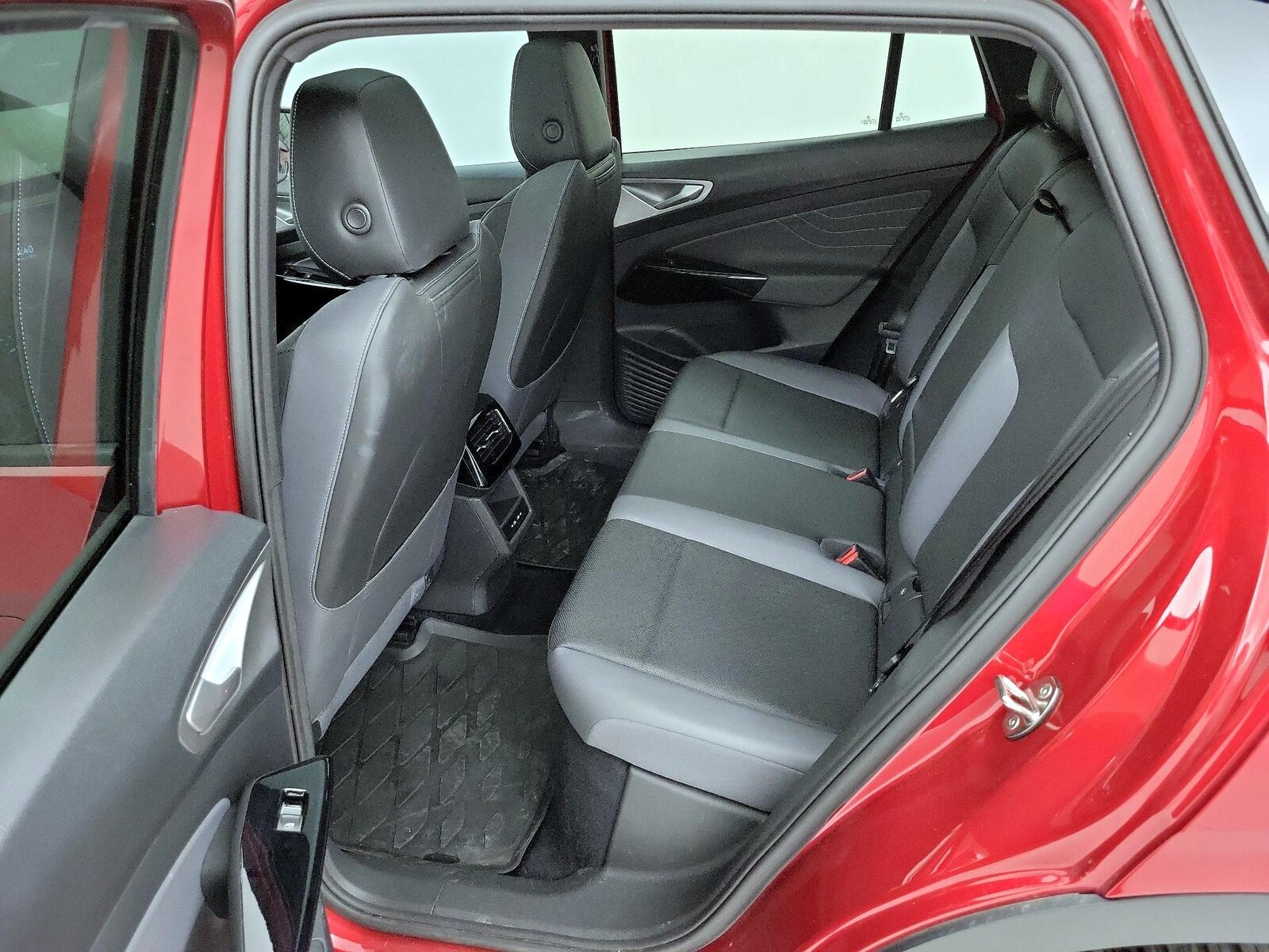 2023 Volkswagen ID.4 PRO S - Photo 22