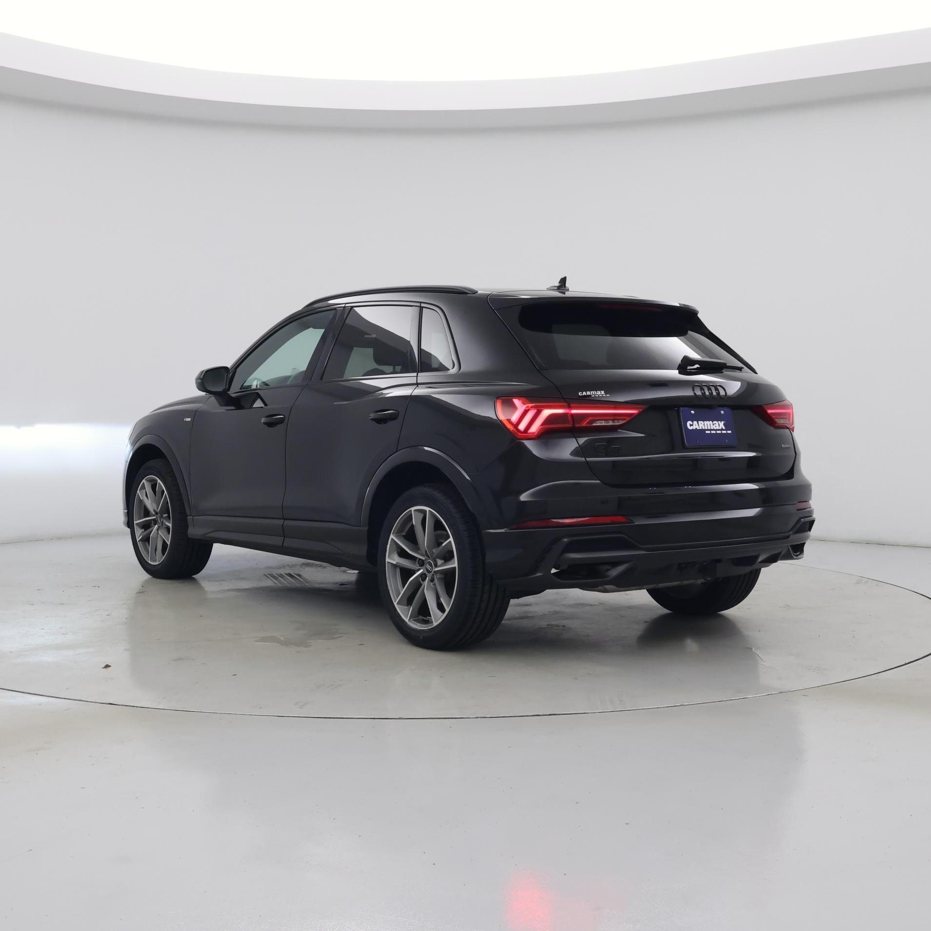 Thumbnail: 2022 Audi Q3 - 2