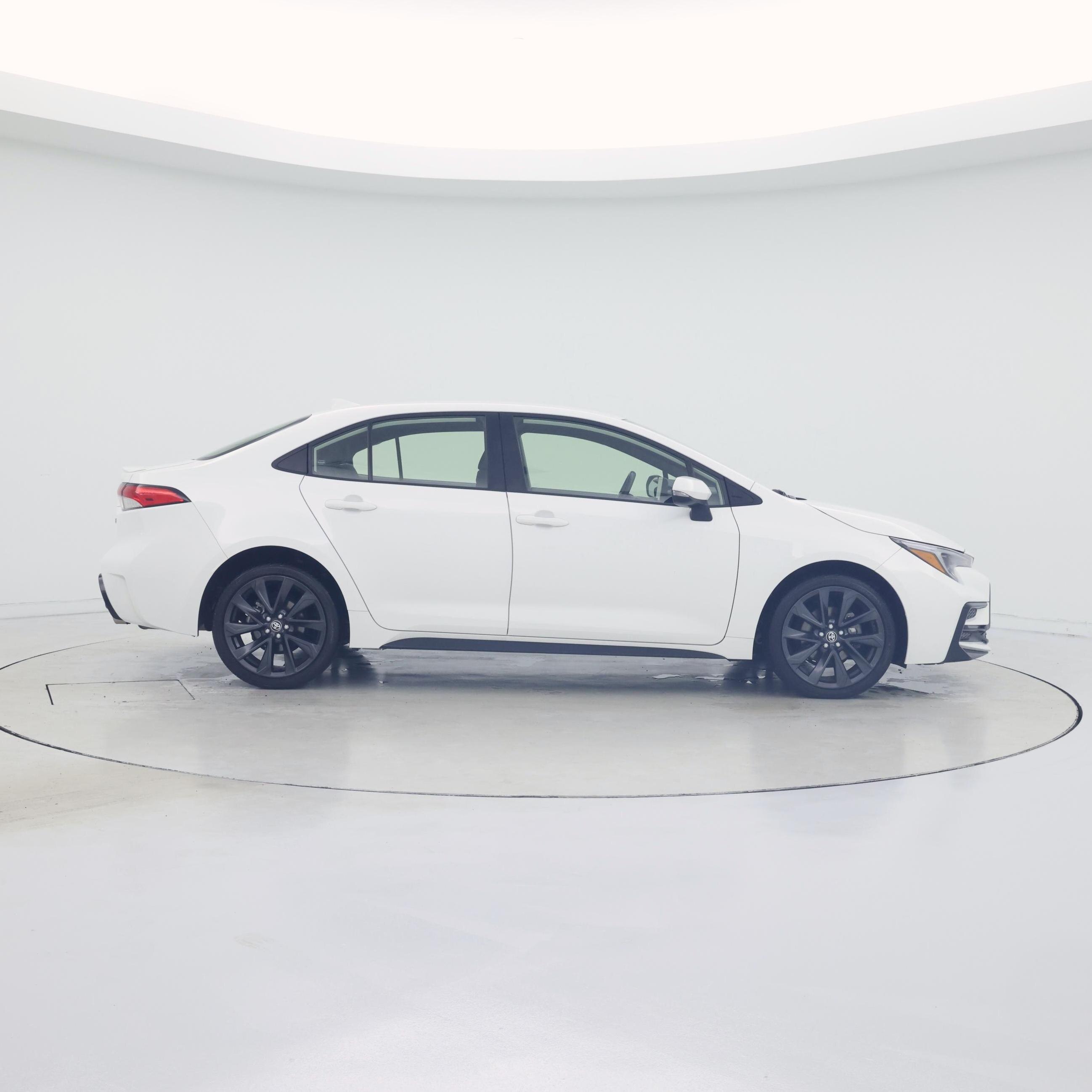 Thumbnail: 2023 Toyota Corolla - 7