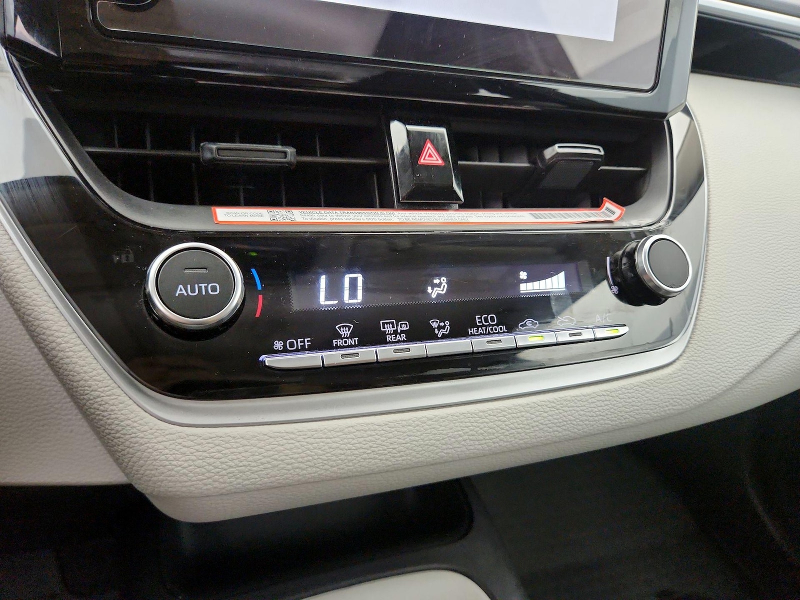 2026 Toyota Corolla LE - Photo 17