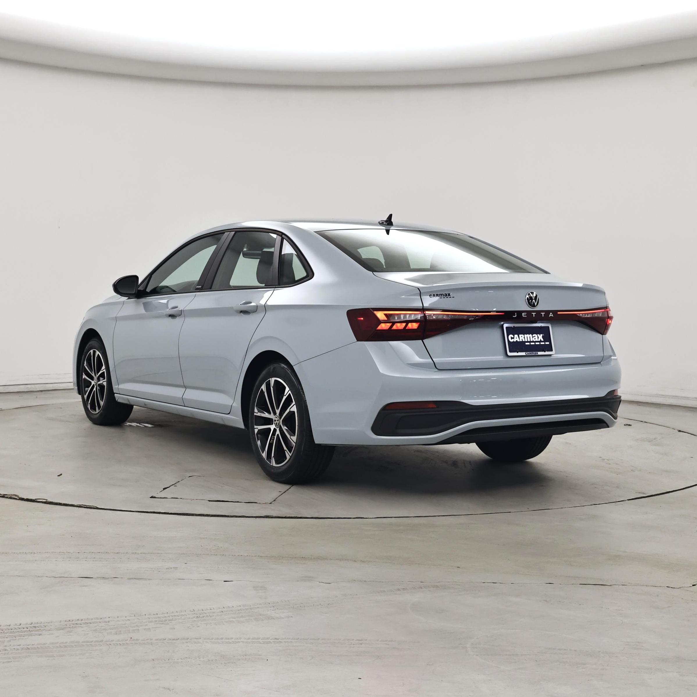 Thumbnail: 2025 Volkswagen Jetta - 2