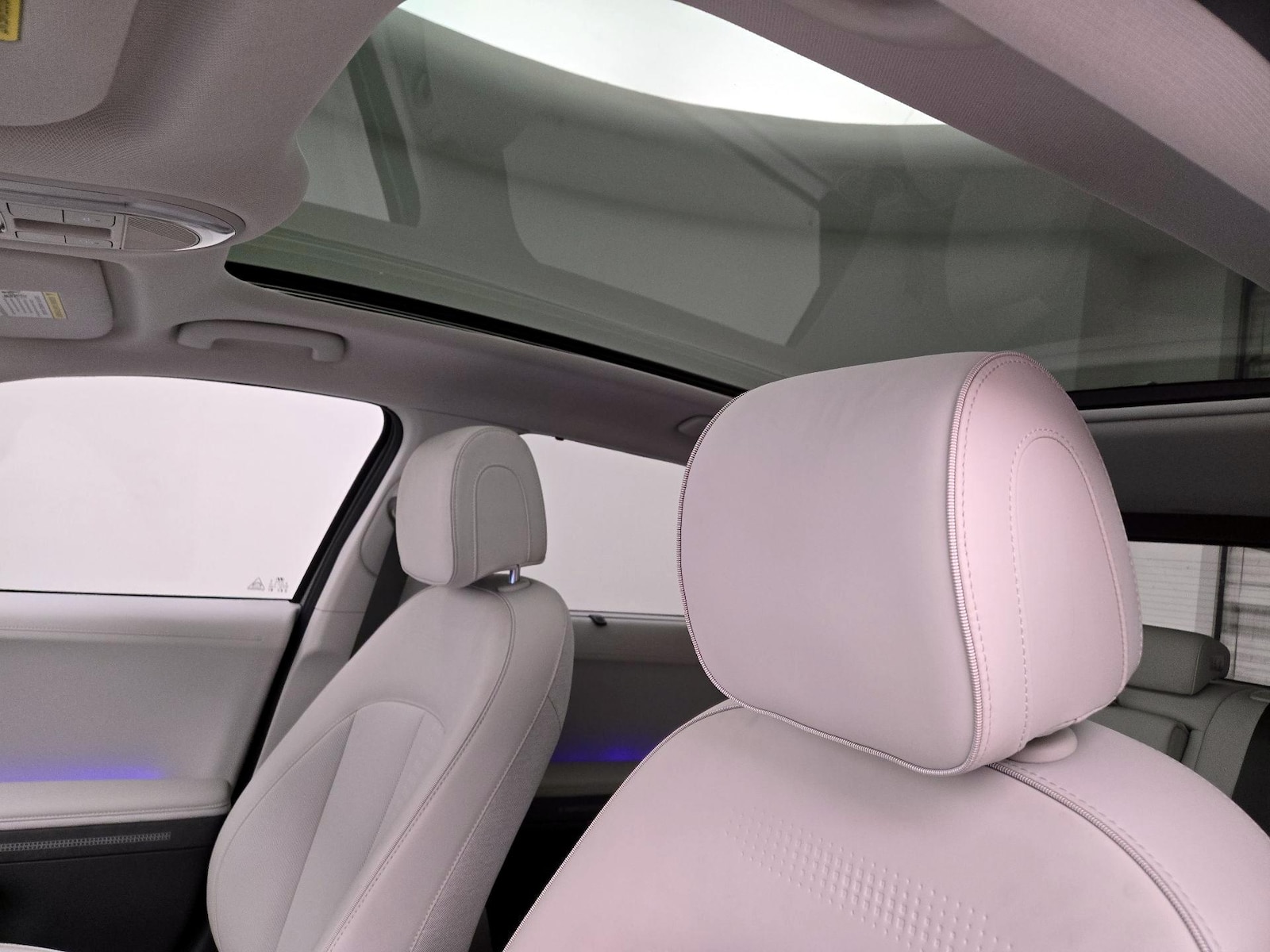 Skylight(s) & Overhead Airbags