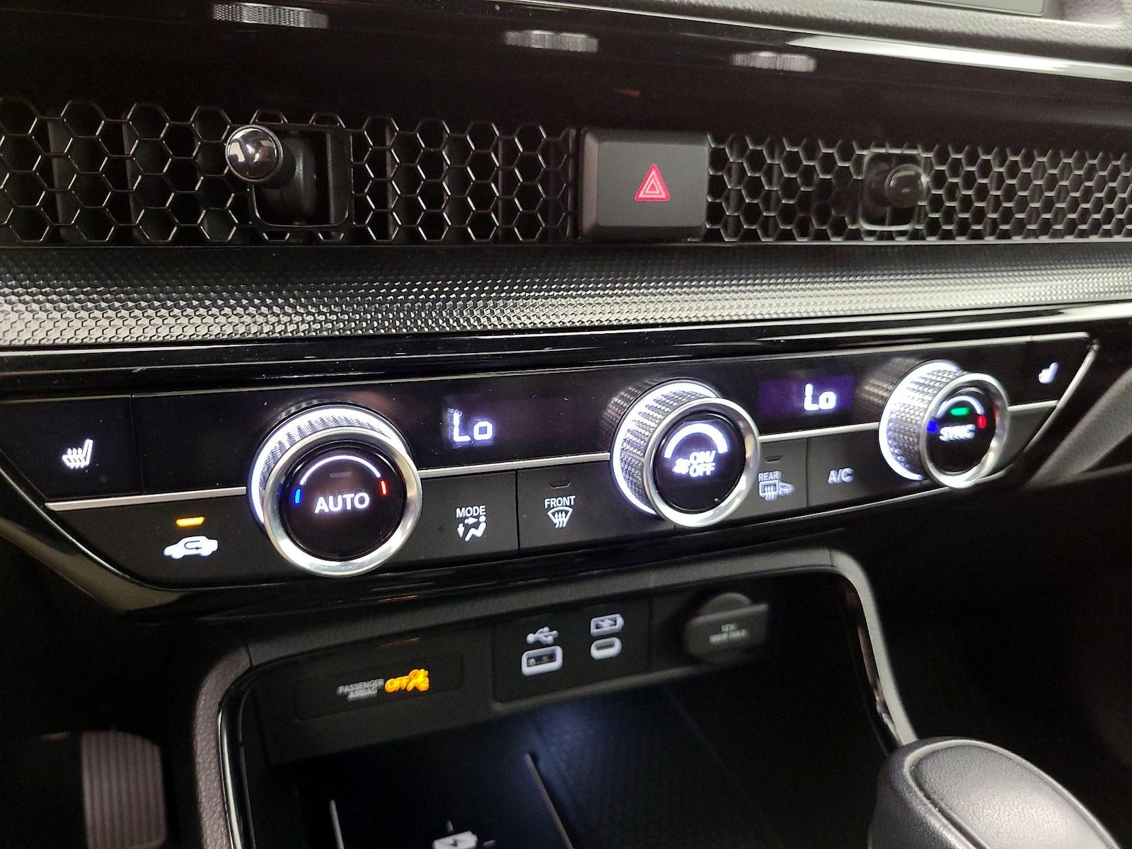 2024 Honda CR-V Sport Touring - Photo 18