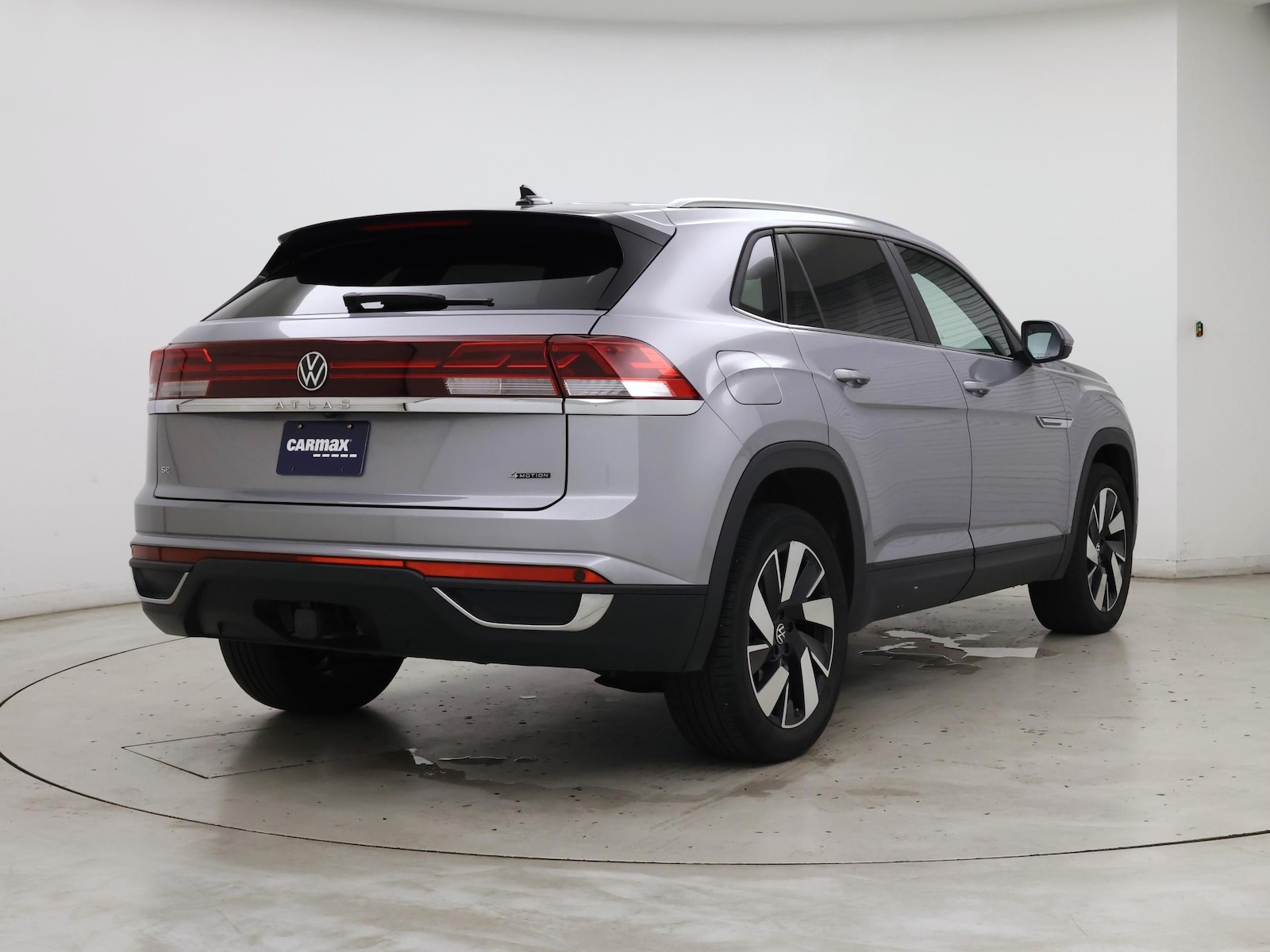 2024 Volkswagen Atlas Cross Sport SE w/Tech - Photo 9