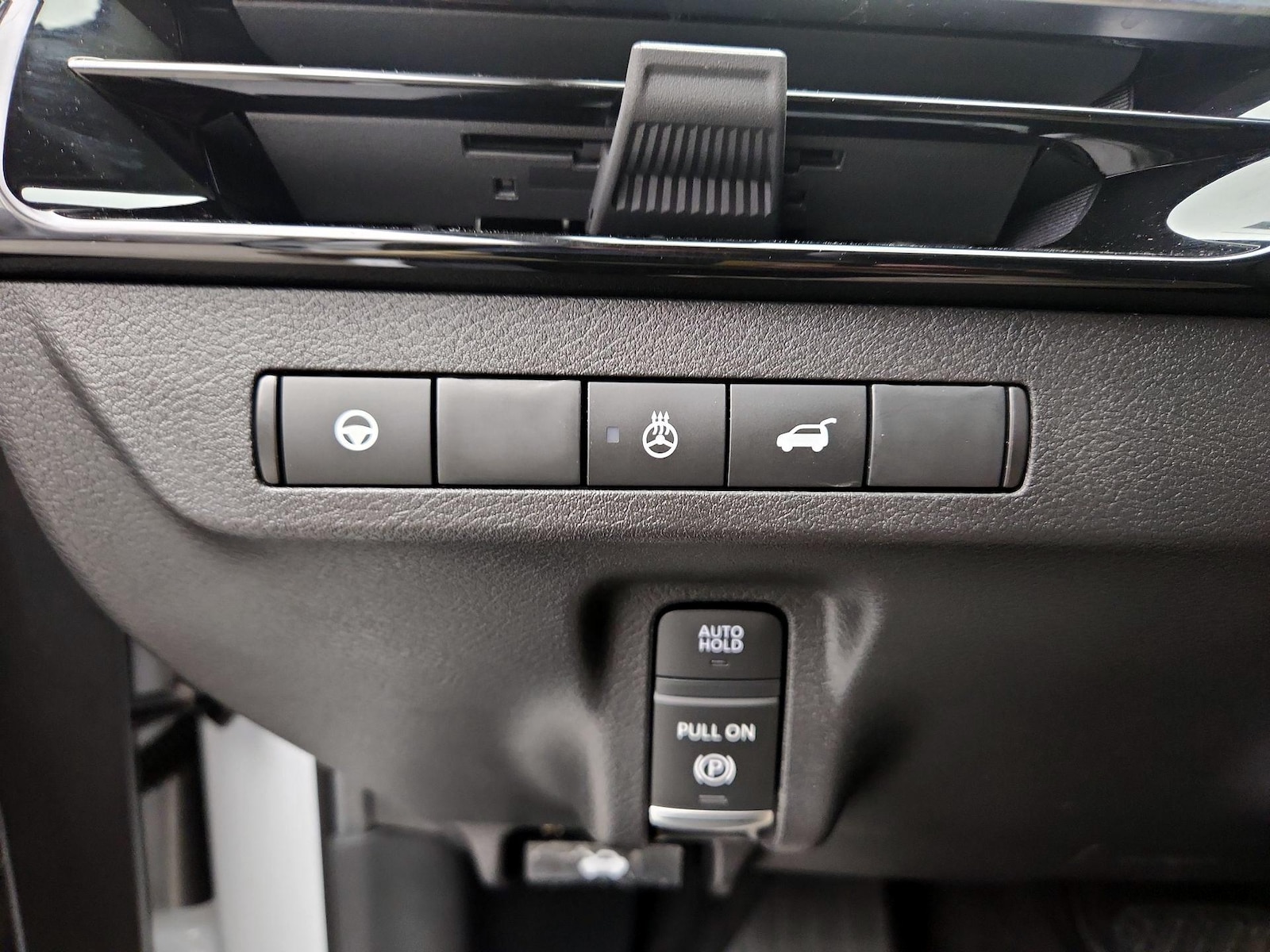 2025 Nissan Murano SL - Photo 14