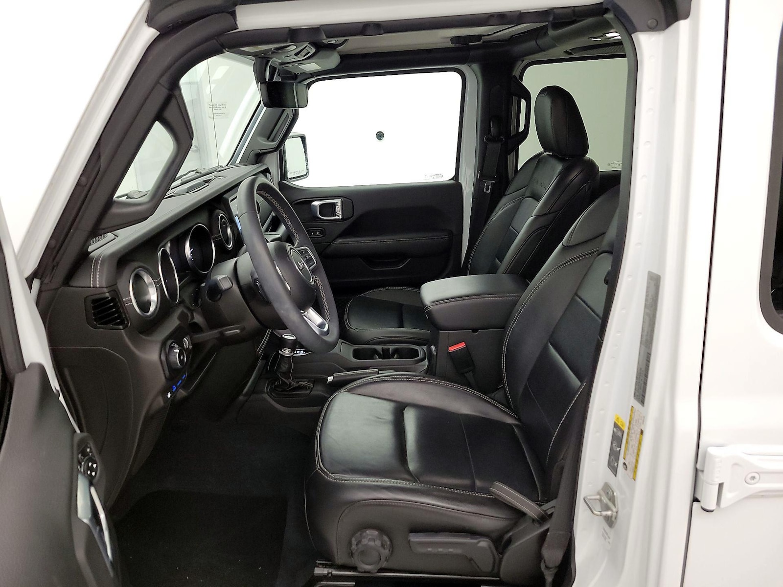 Leather Seats & Side Airbags